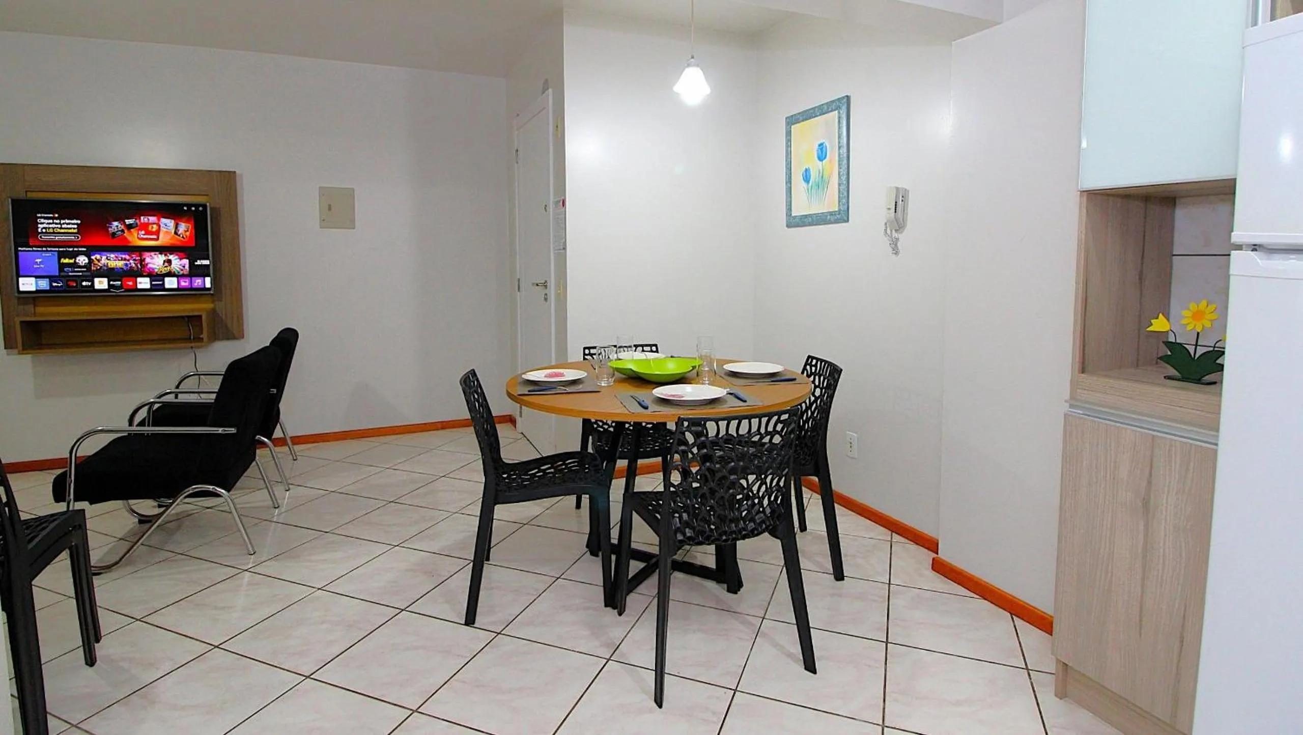 1029 - Apartamento no centro de Bombinhas - Residencial estrela do mar 2 104 A