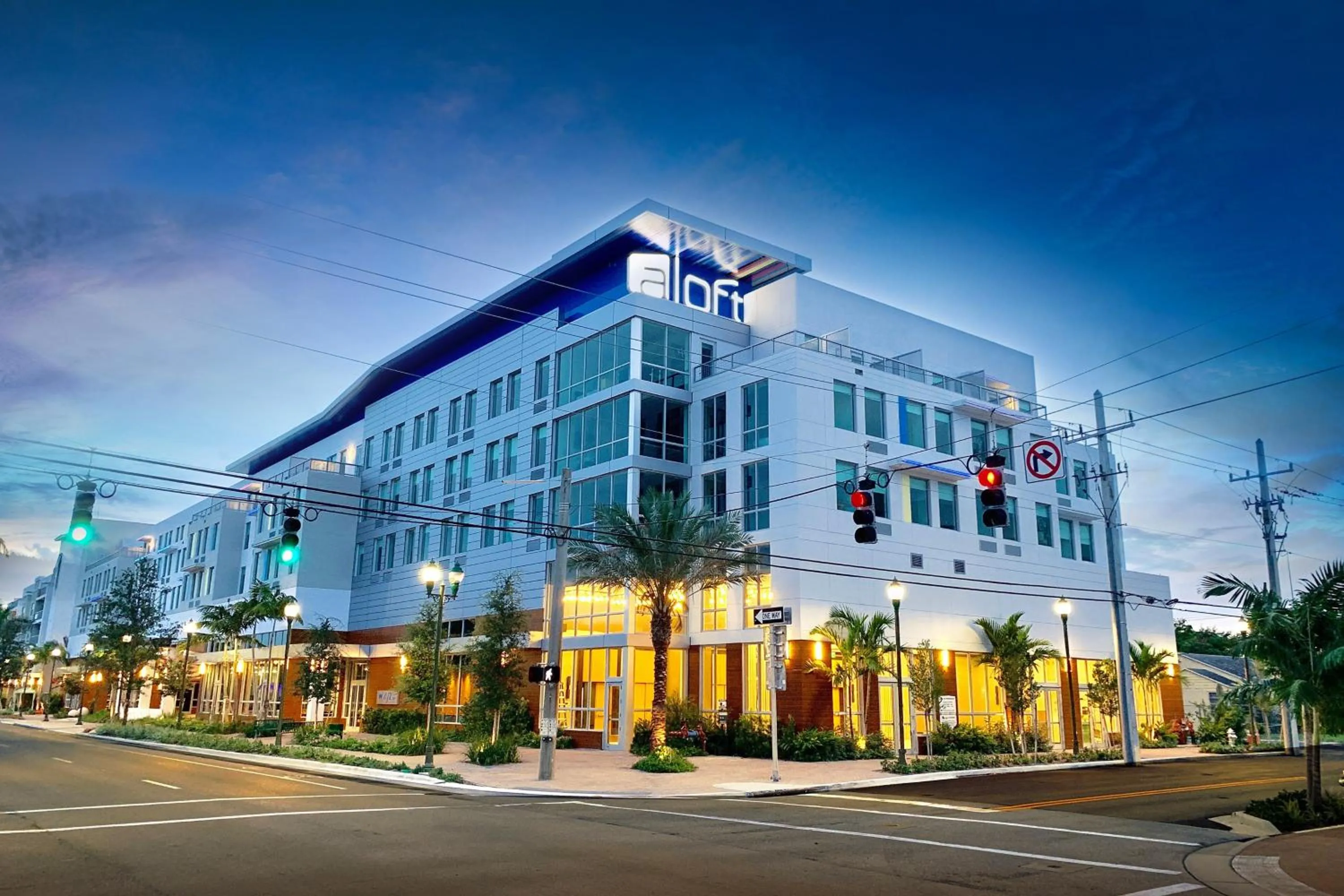 Property building in Aloft Delray Beach