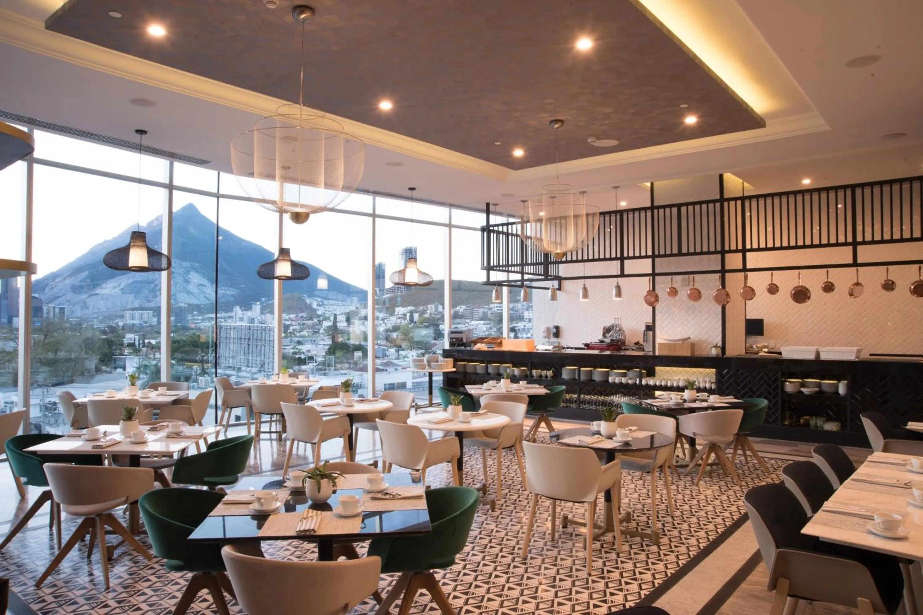 Restaurant/places to eat in The Westin Monterrey Valle
