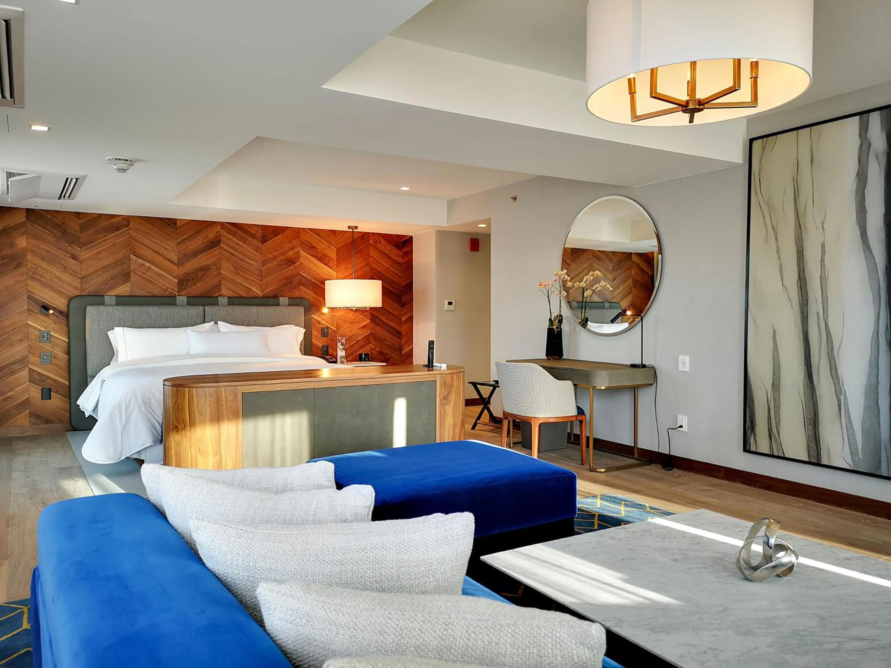 Bedroom, Bed in The Westin Monterrey Valle