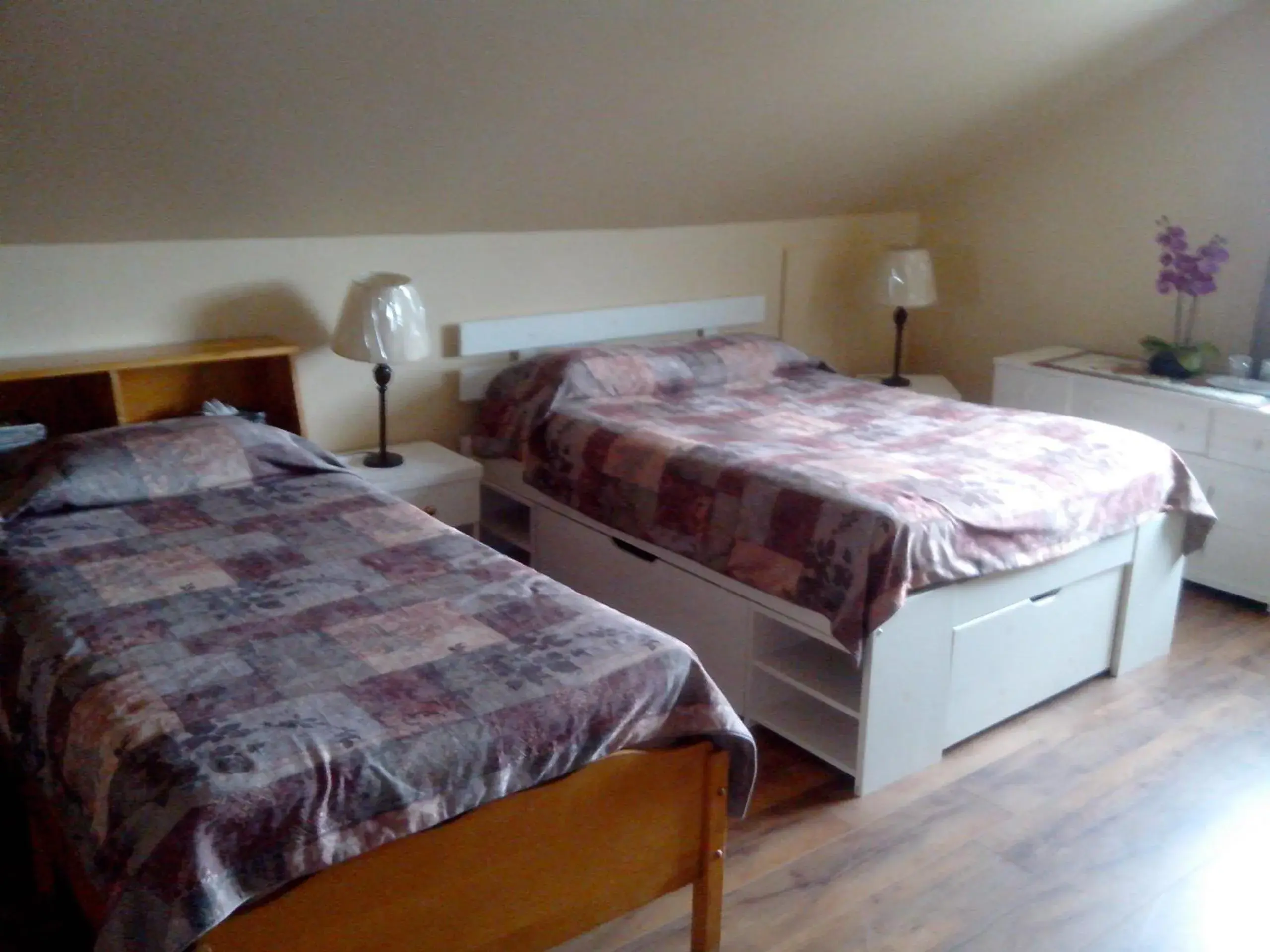 Triple Room in Pension B&B Dodeman Triple Room in Pension B&B Dodeman