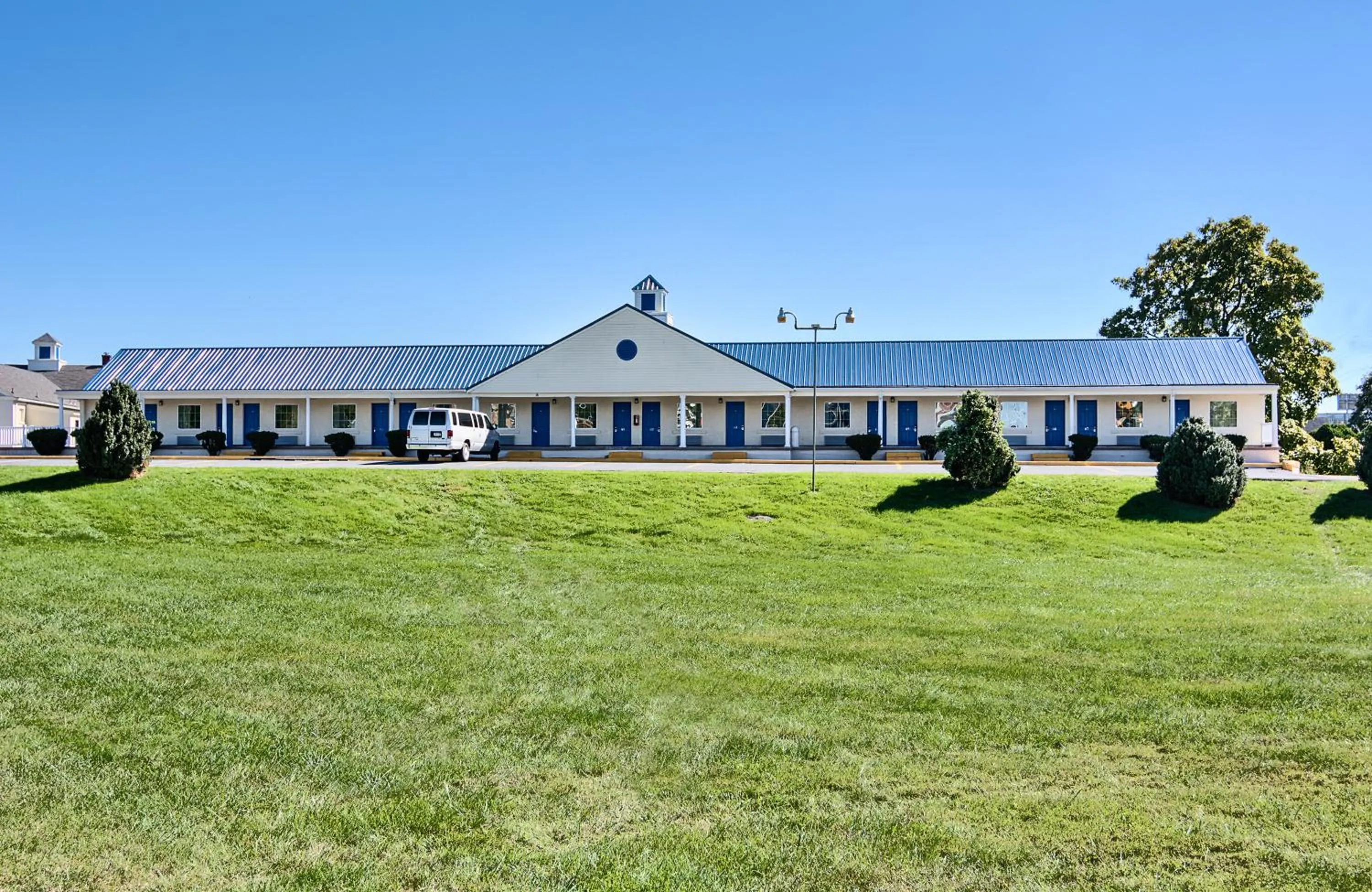 Facade/entrance in Motel 6-Harrisonburg, VA - South