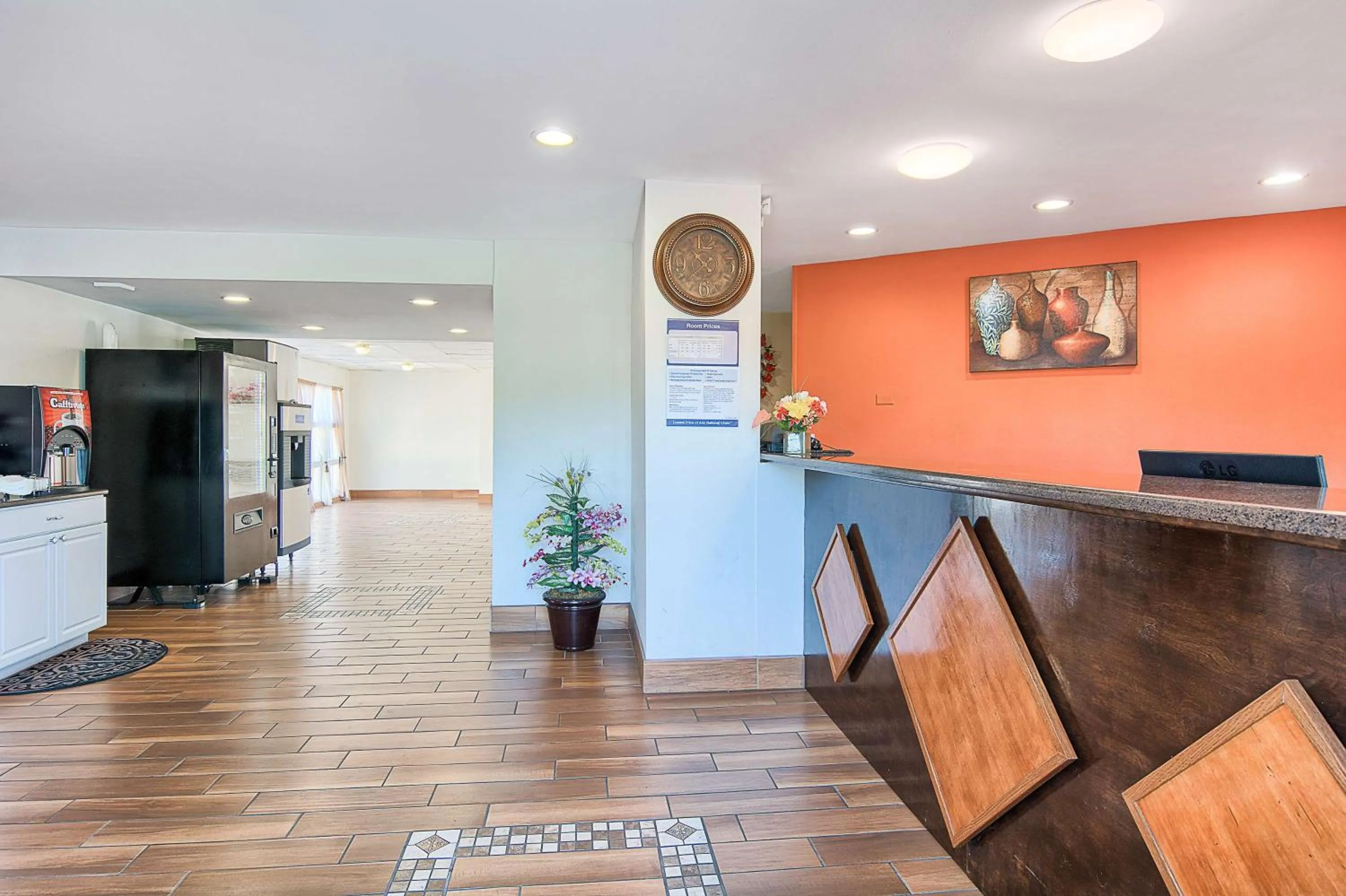 Lobby or reception in Motel 6-Harrisonburg, VA - South