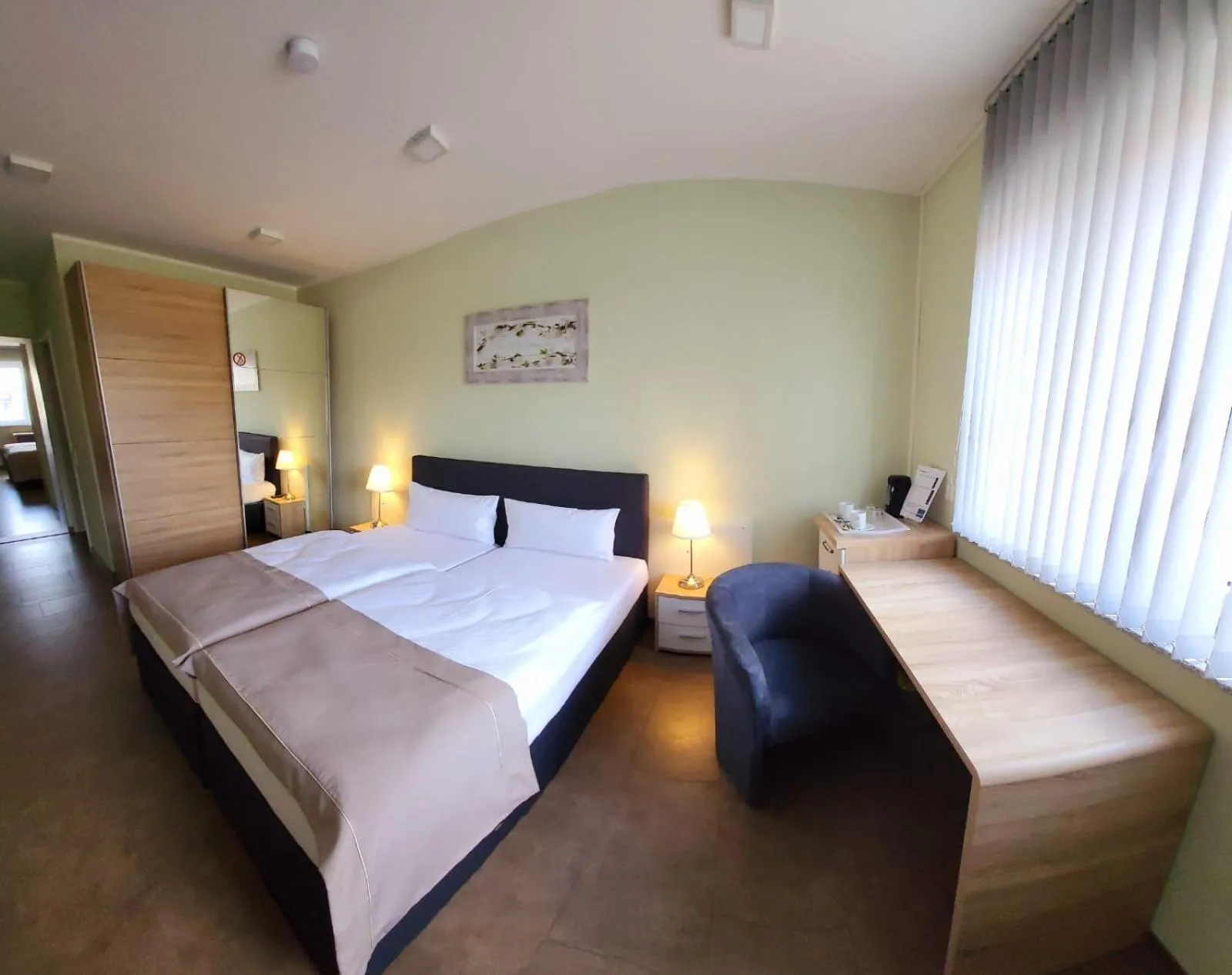 Bed in Lutz Motel
