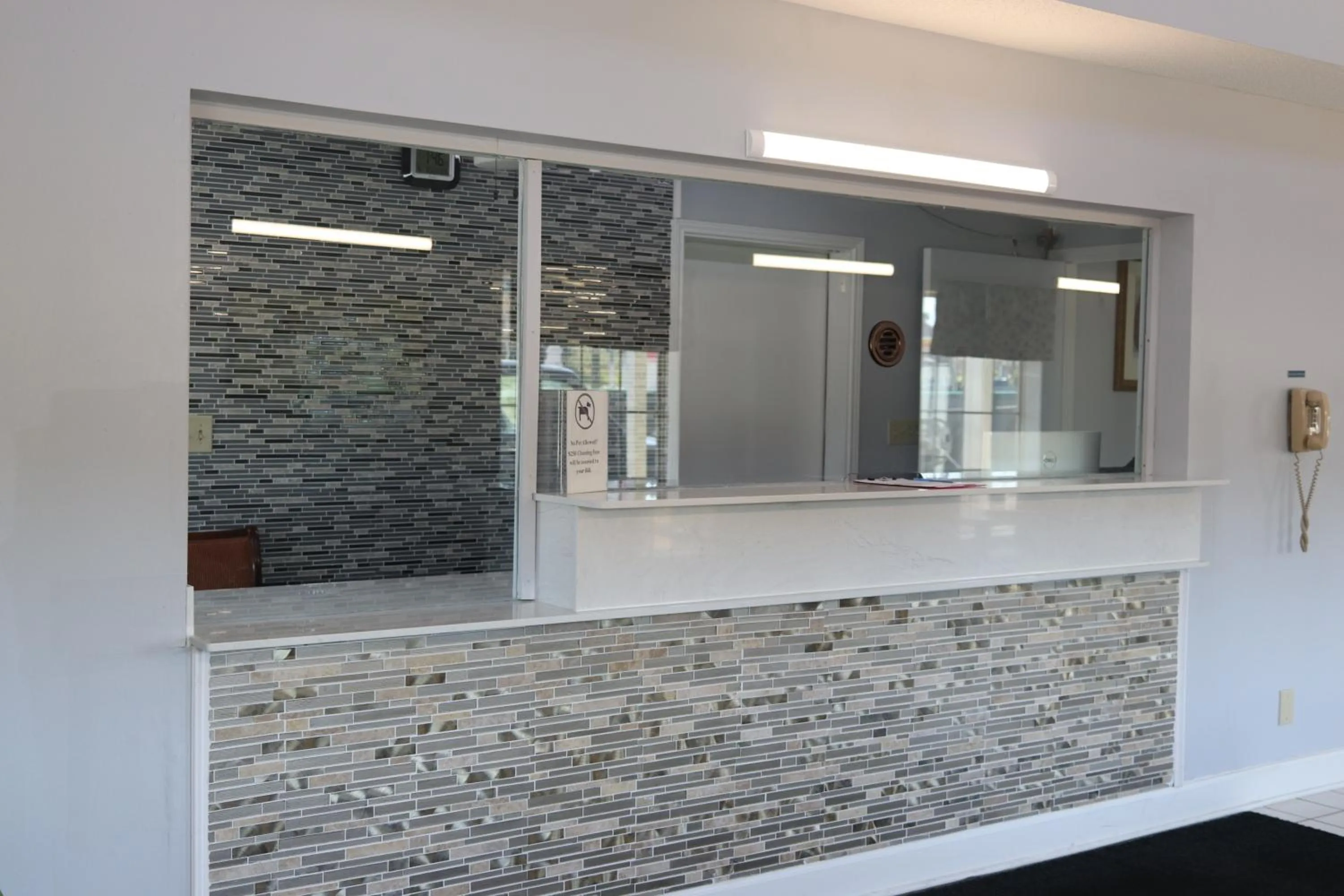 Lobby or reception in Woodstream Inn