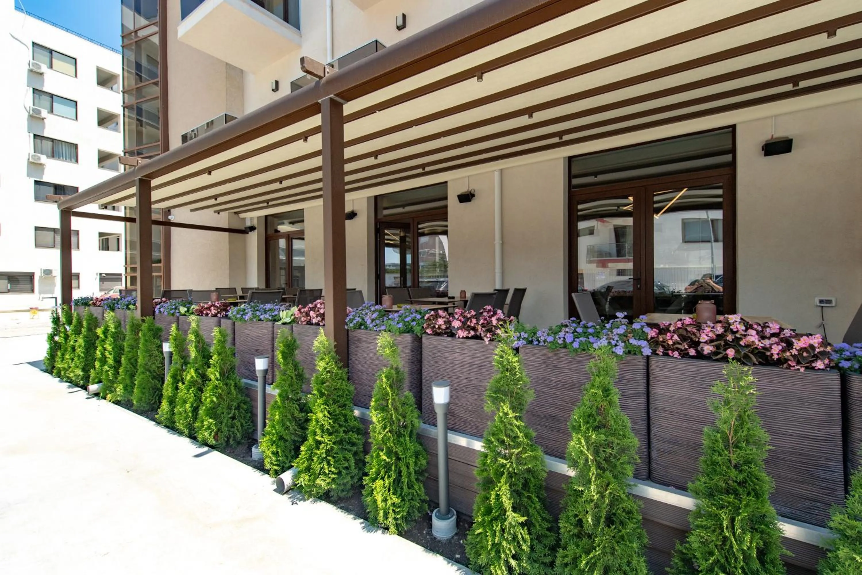 Property building in Hotel Manor