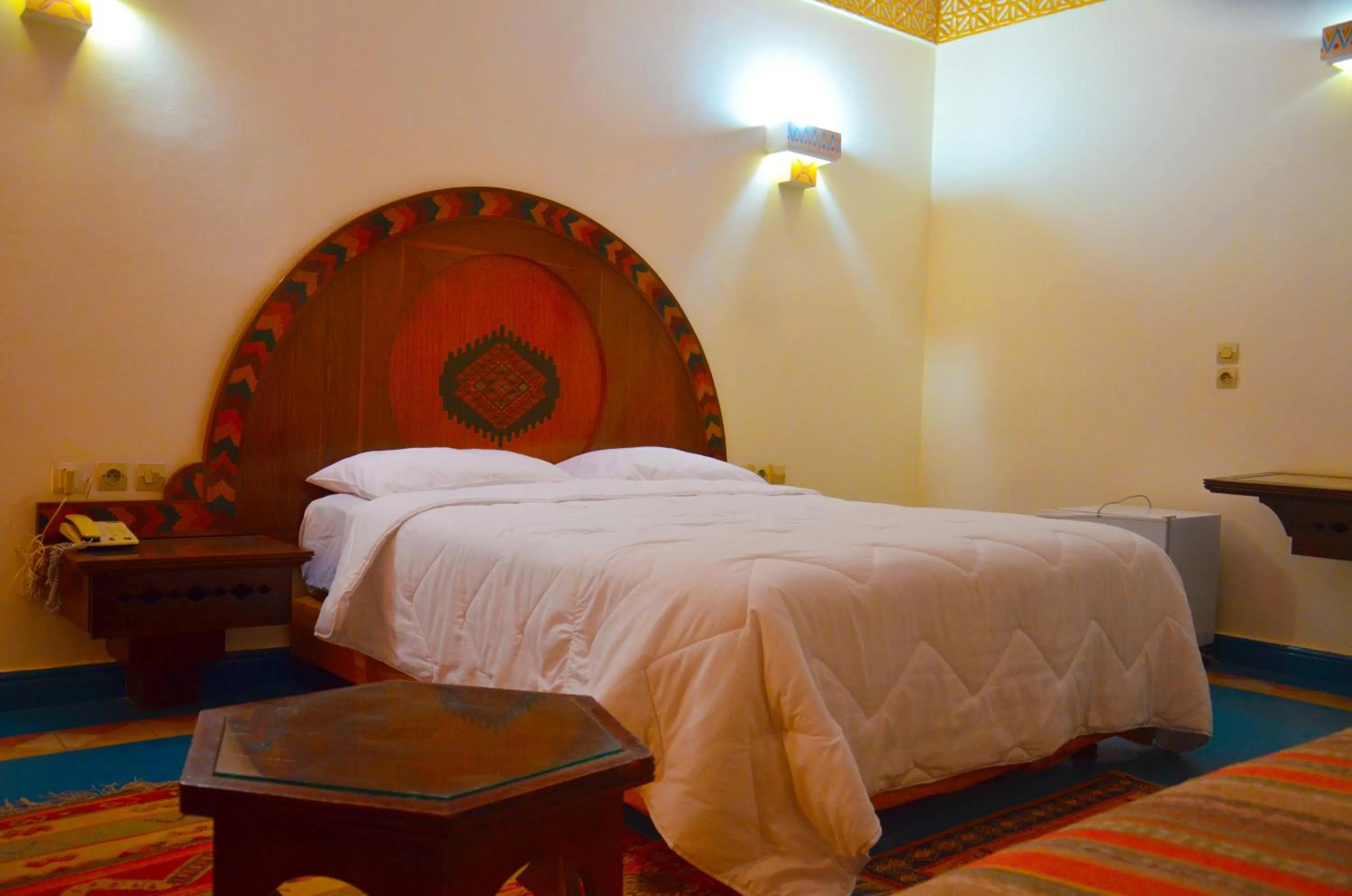 Bed in Hôtel Auberge du Littoral