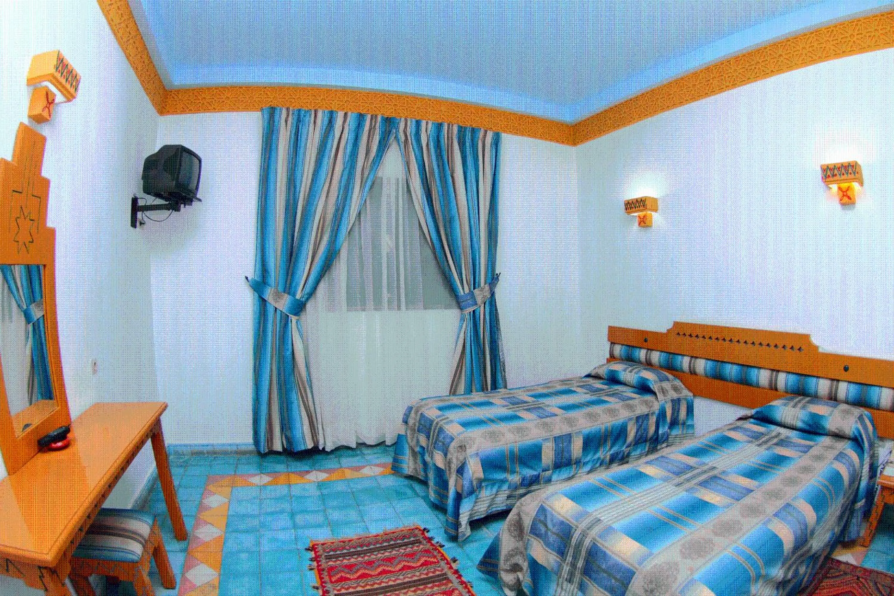 Photo of the whole room in Hôtel Auberge du Littoral