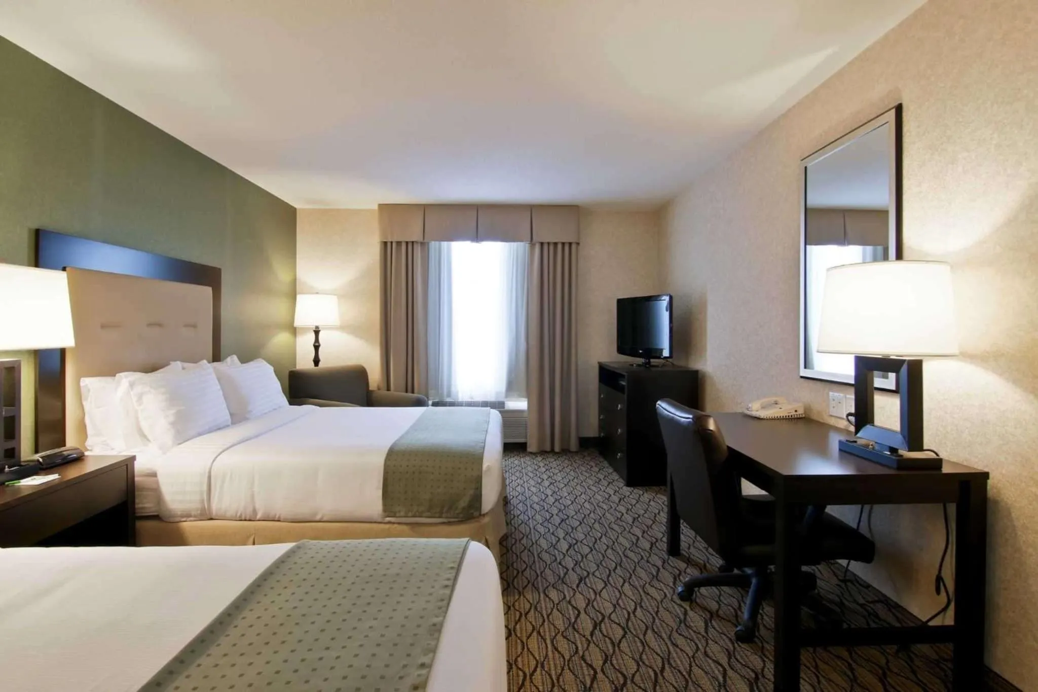 Bedroom, Bed in Clarion Hotel & Conference Centre