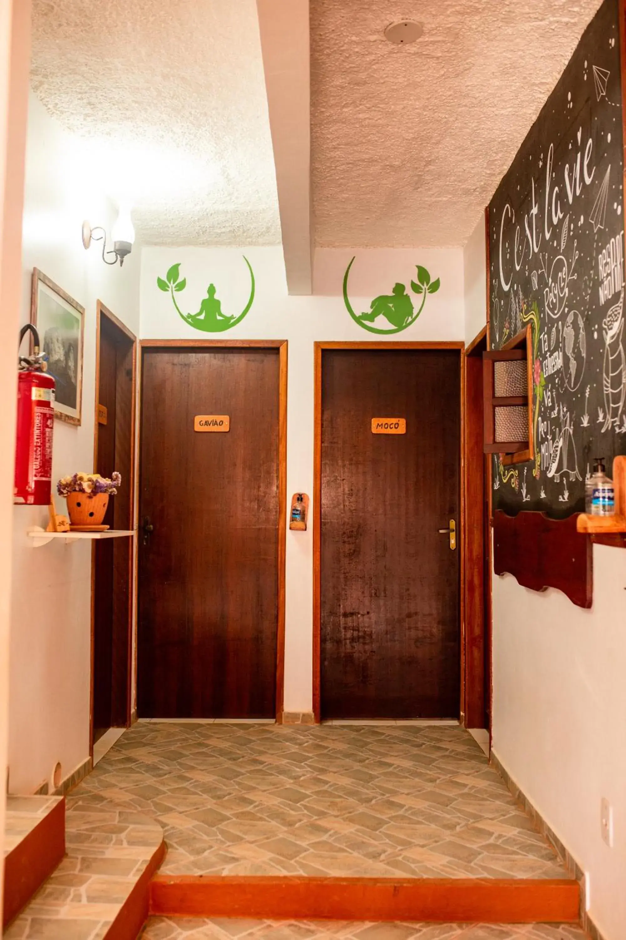 Bed in 4-Bed Male Dormitory Room in Pousada Tatu Feliz Bed in 4-Bed Male Dormitory Room in Pousada Tatu Feliz