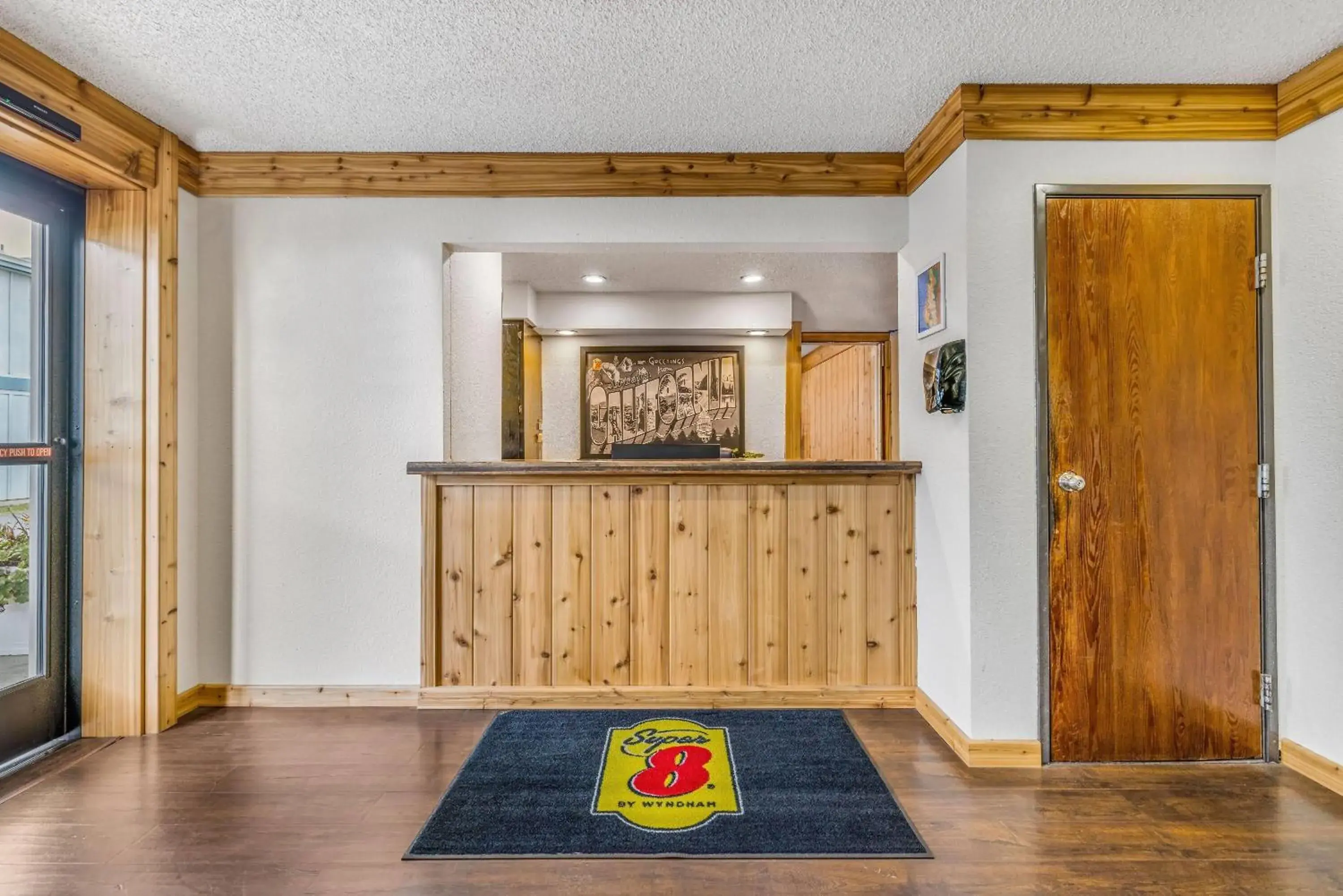 Lobby or reception in Super 8 by Wyndham Arcata Lobby or reception in Super 8 by Wyndham Arcata