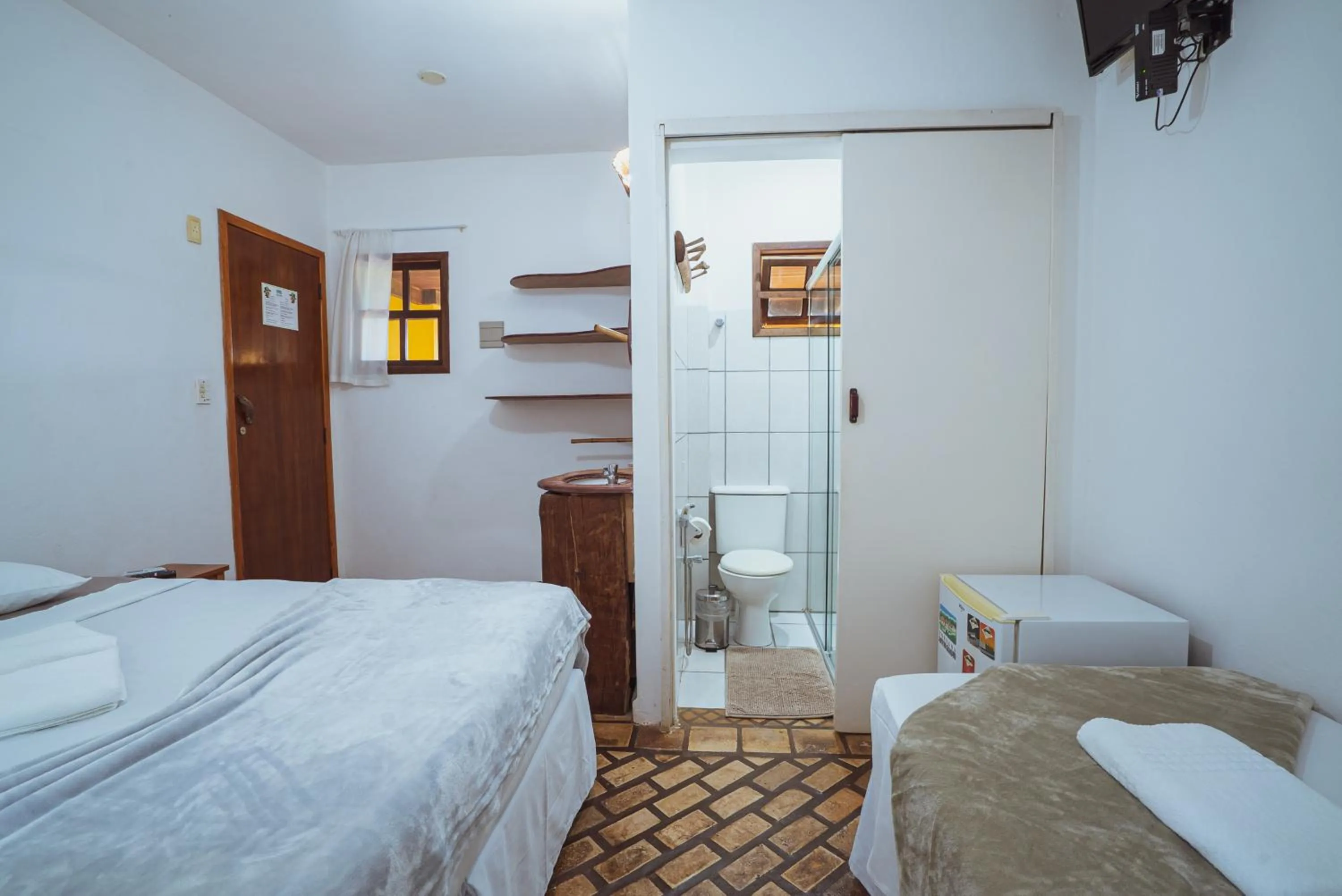 Bathroom, Bed in Pousada Alto do Cajueiro