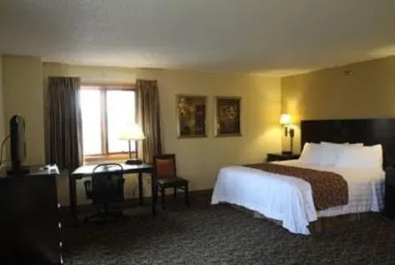 Photo of the whole room, Bed in Valley Inn Sanford Medical Center