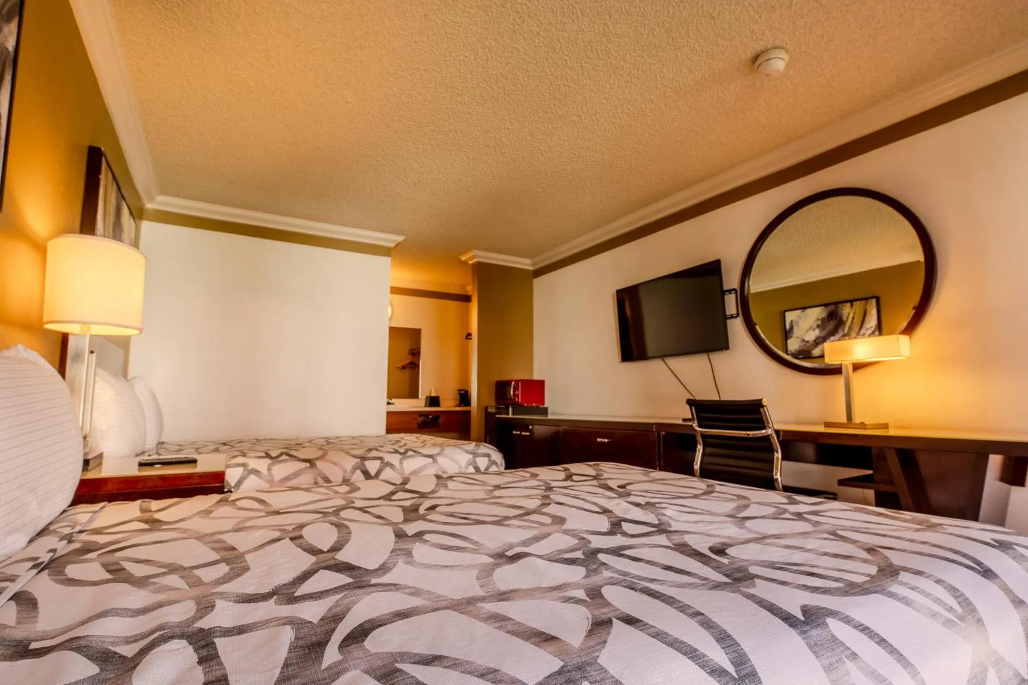 Bed in National 9 Inn