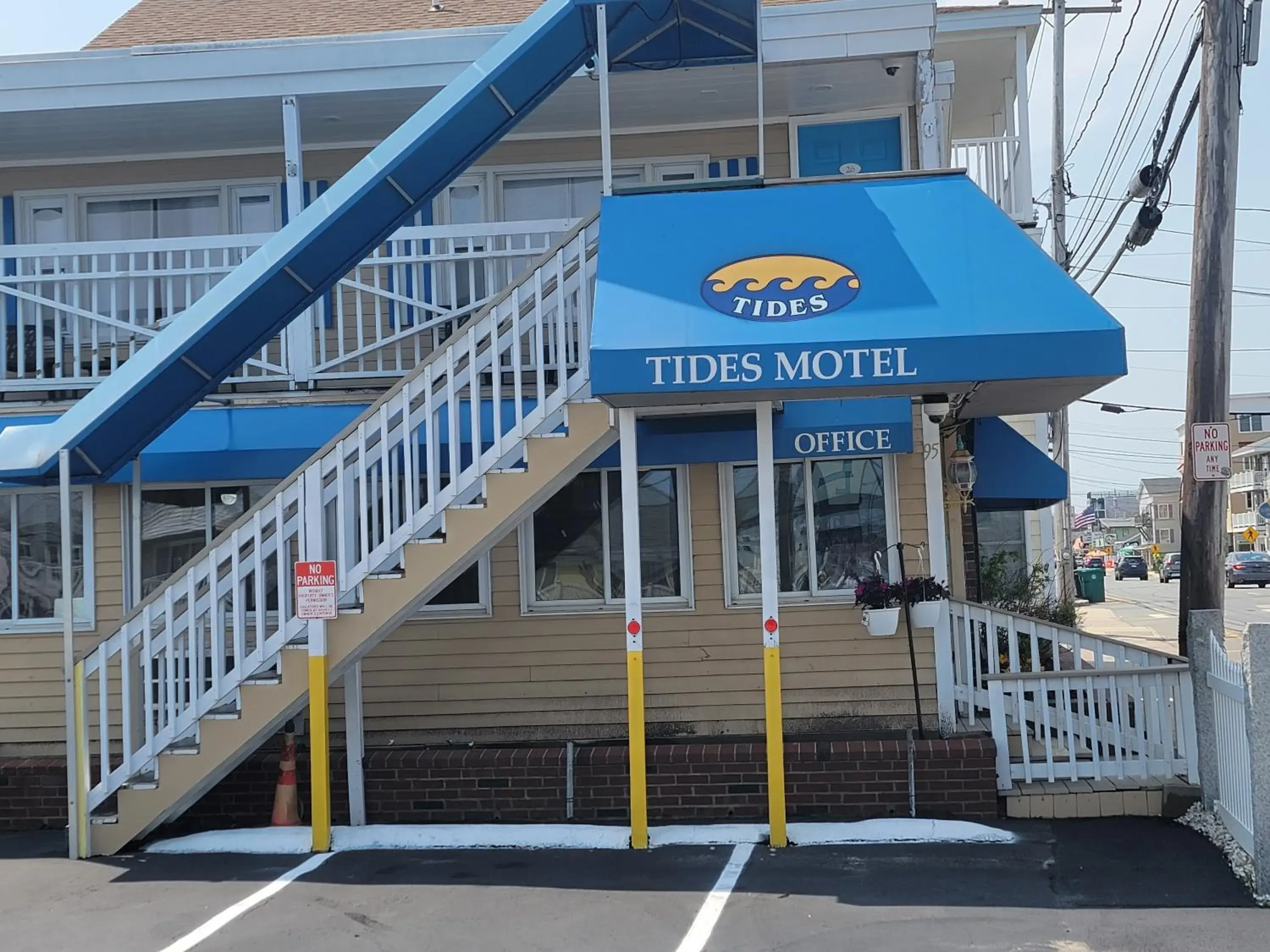 Tides Motel - Hampton Beach Tides Motel - Hampton Beach