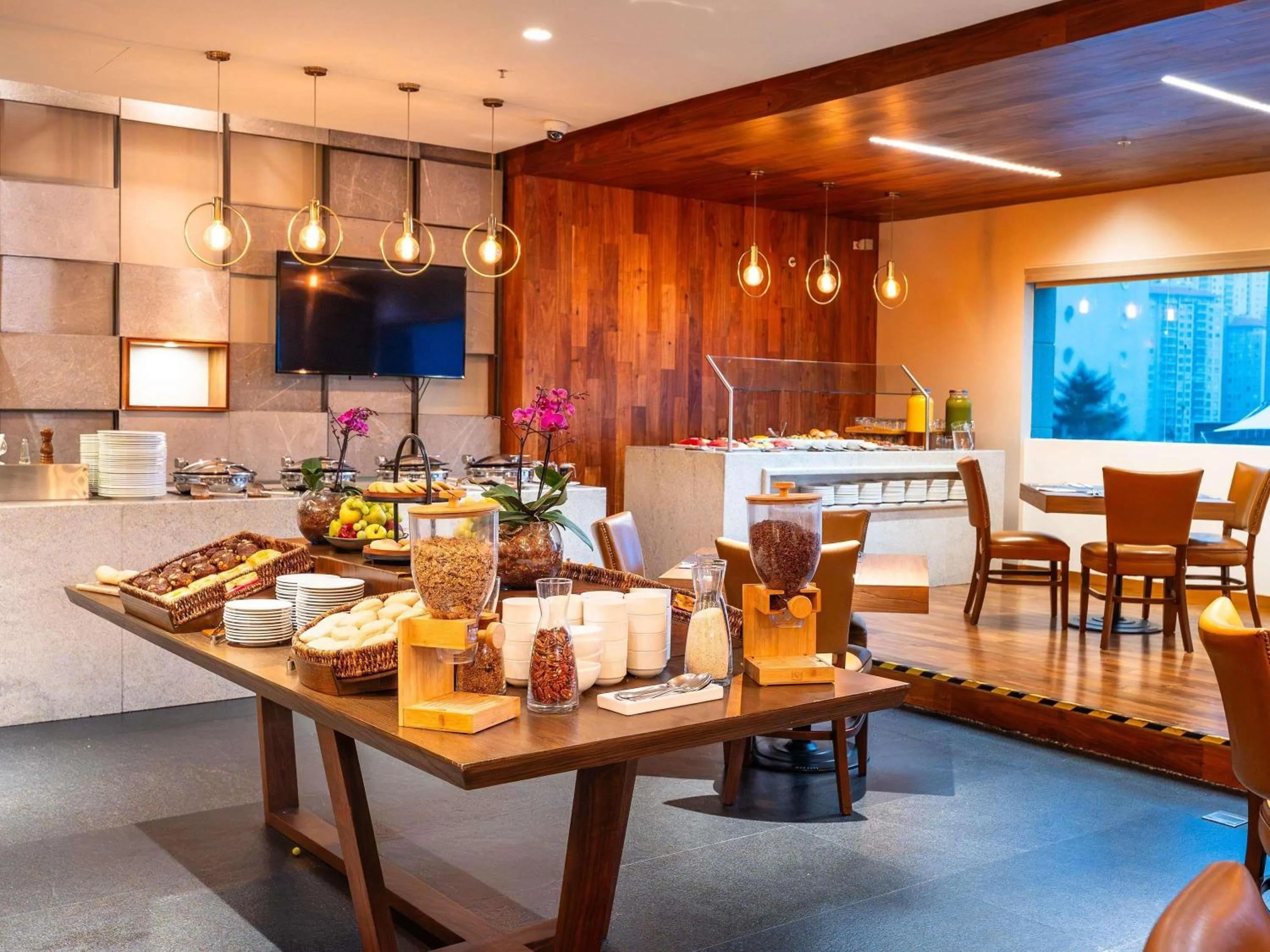 Breakfast in The Paragon Hotel Mexico Santa Fe By Accor