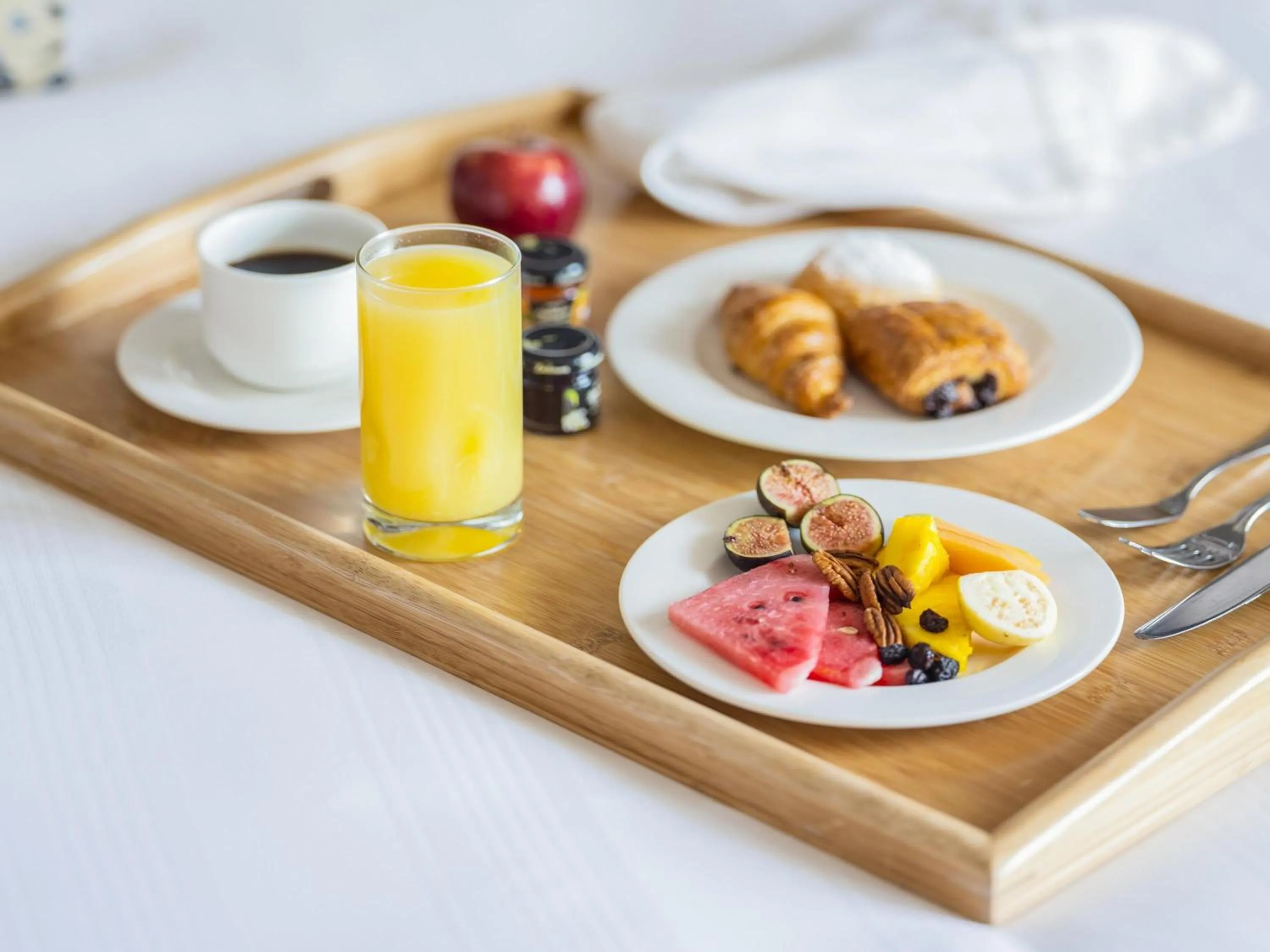 Premier Queen Room with Two Queen Beds and View in The Paragon Hotel Mexico Santa Fe By Accor