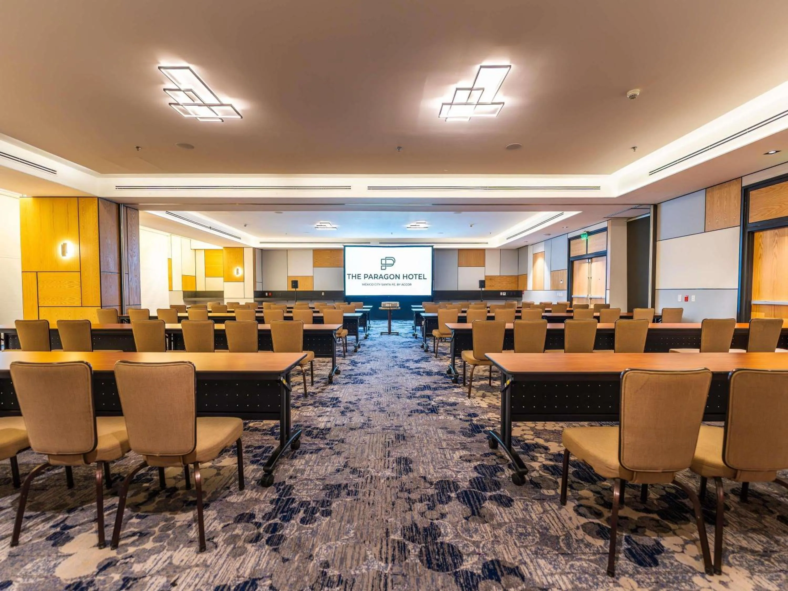 Meeting/conference room in The Paragon Hotel Mexico Santa Fe By Accor