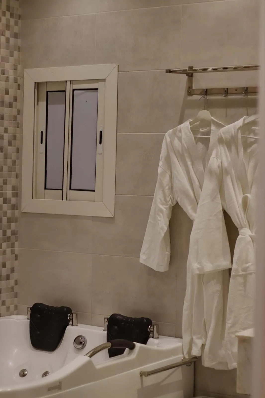 Bathroom in Dior Inn serviced apartments