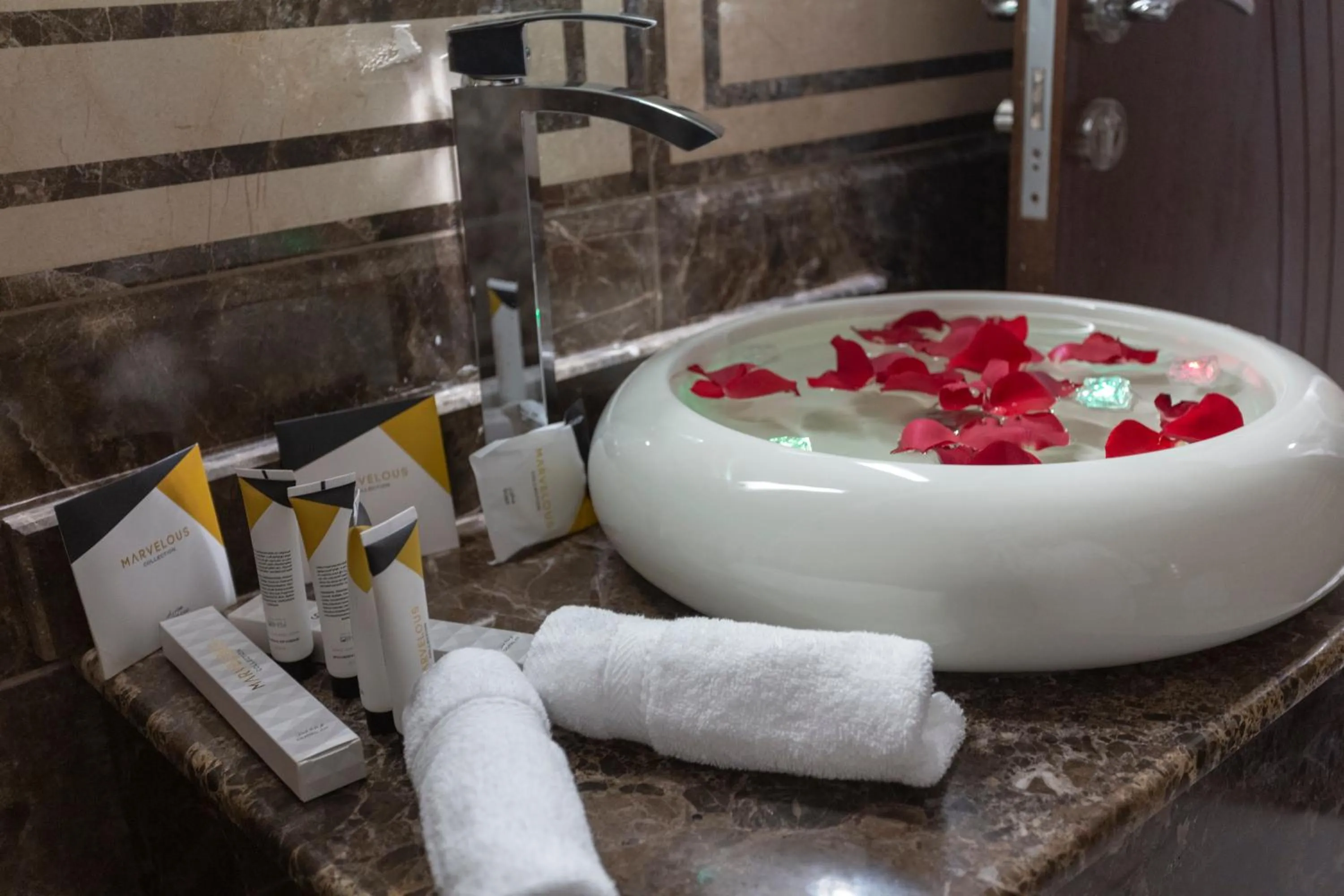 Bathroom in Dior Inn serviced apartments