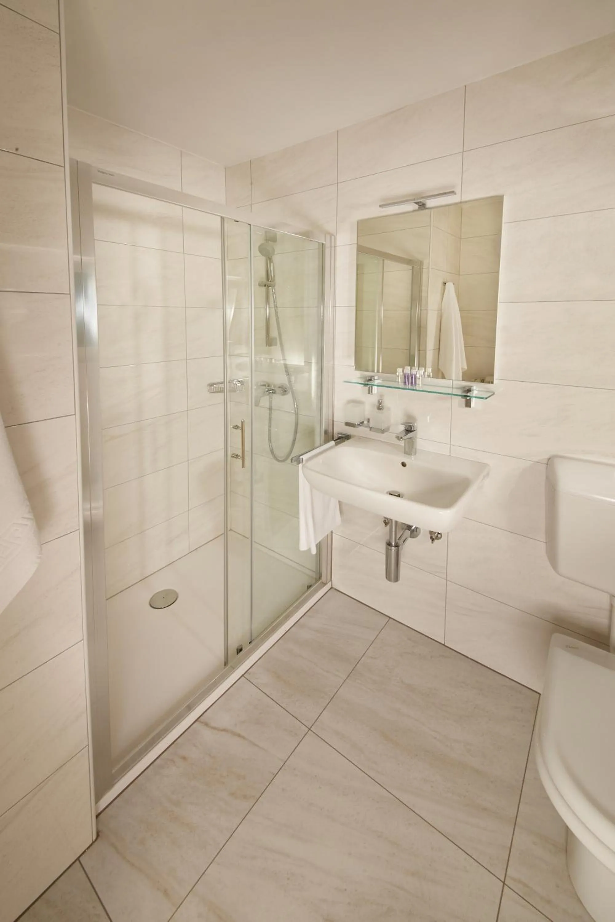 Shower in Villas - Hotel & Resort Adria Ankaran