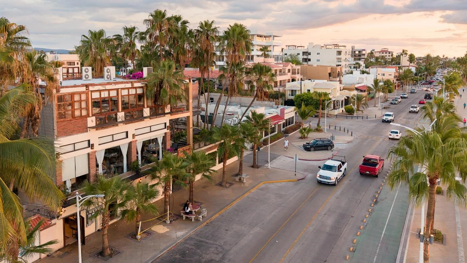 Property building in Posada de las Flores La Paz