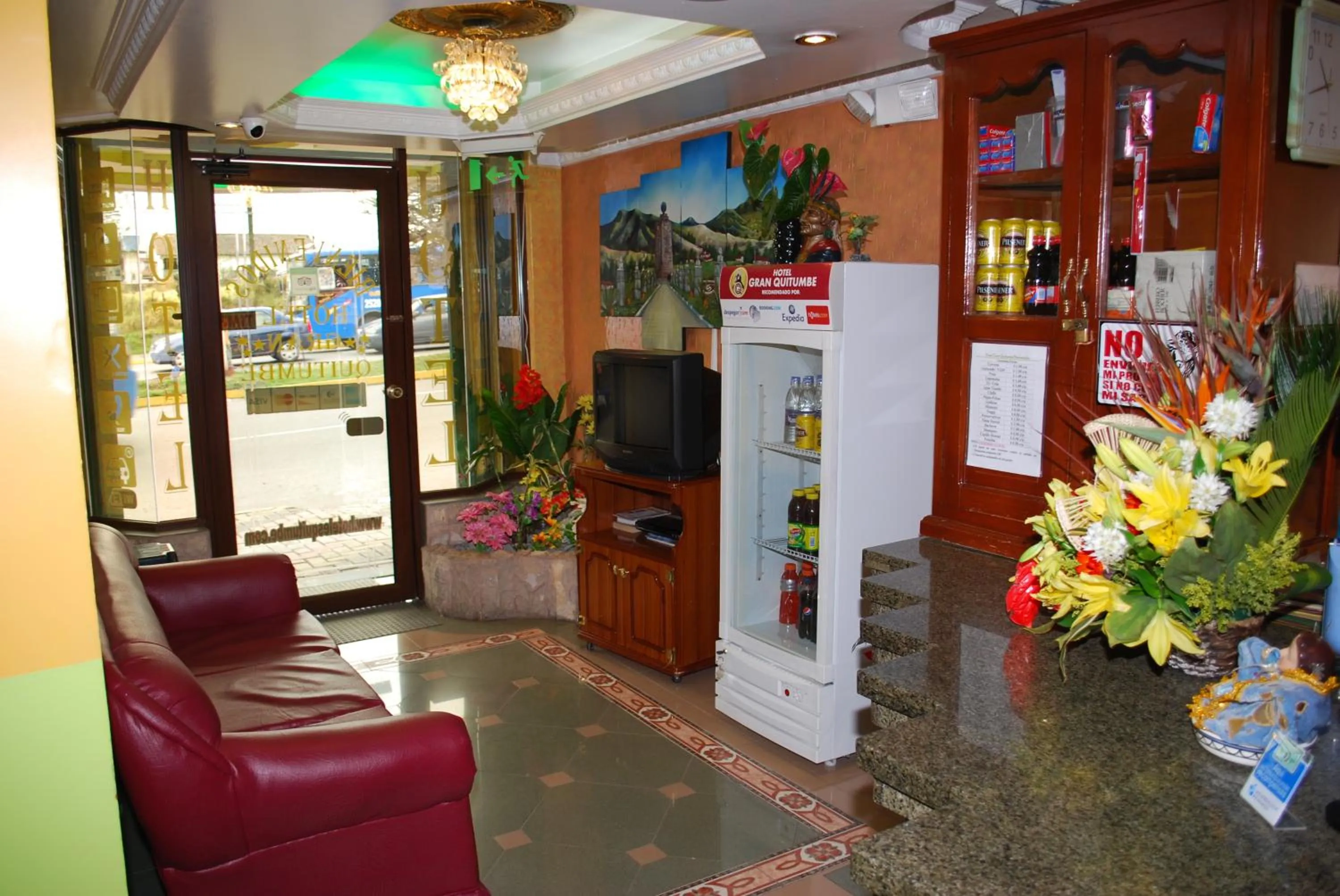 Lobby or reception in Hotel Gran Quitumbe