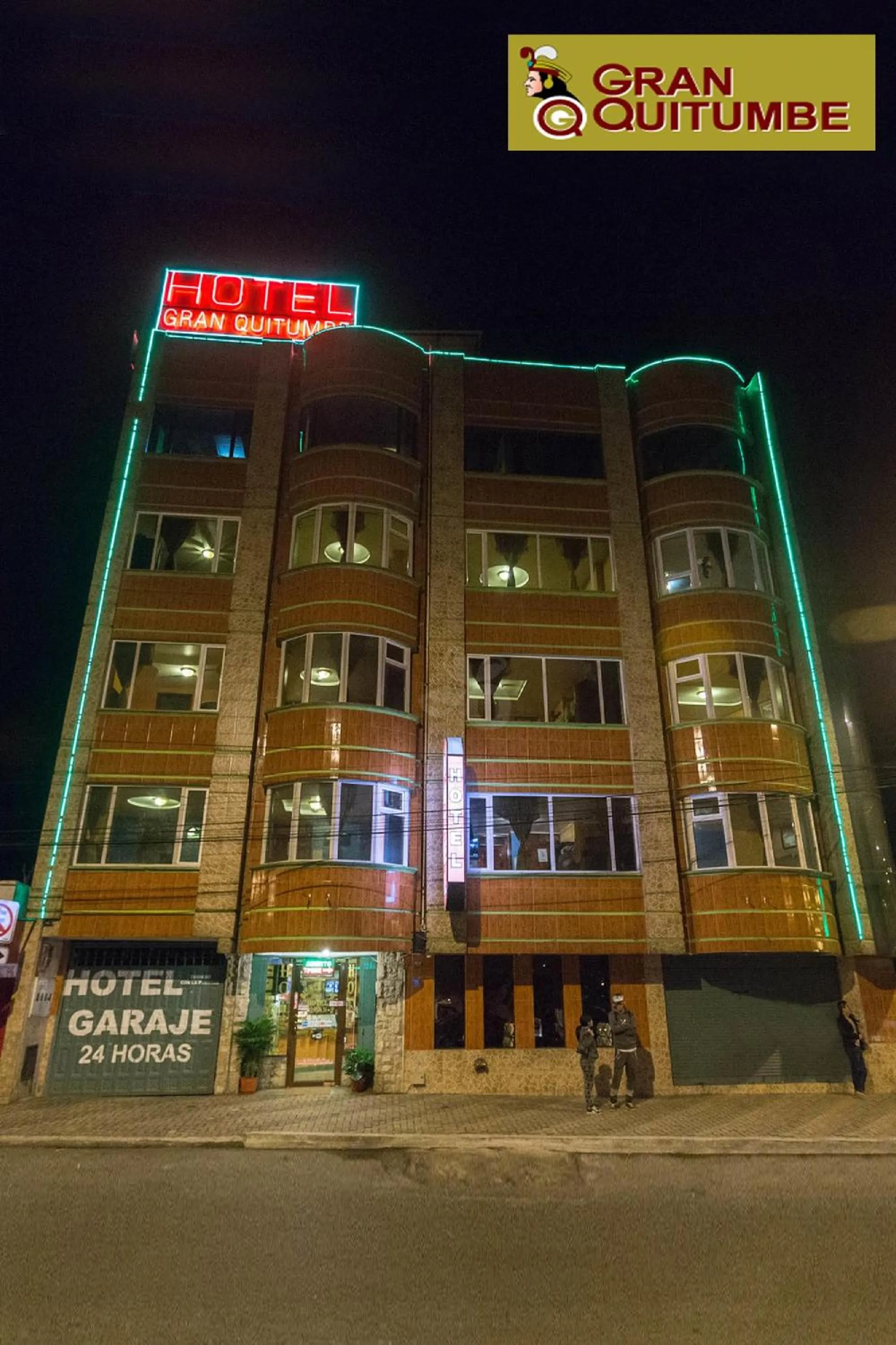 Facade/entrance in Hotel Gran Quitumbe