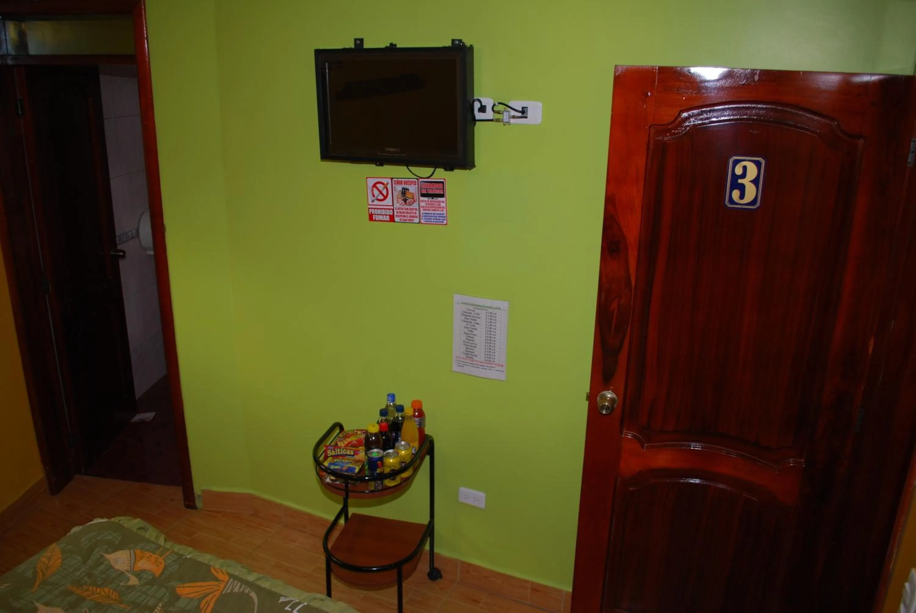 TV and multimedia in Hotel Gran Quitumbe