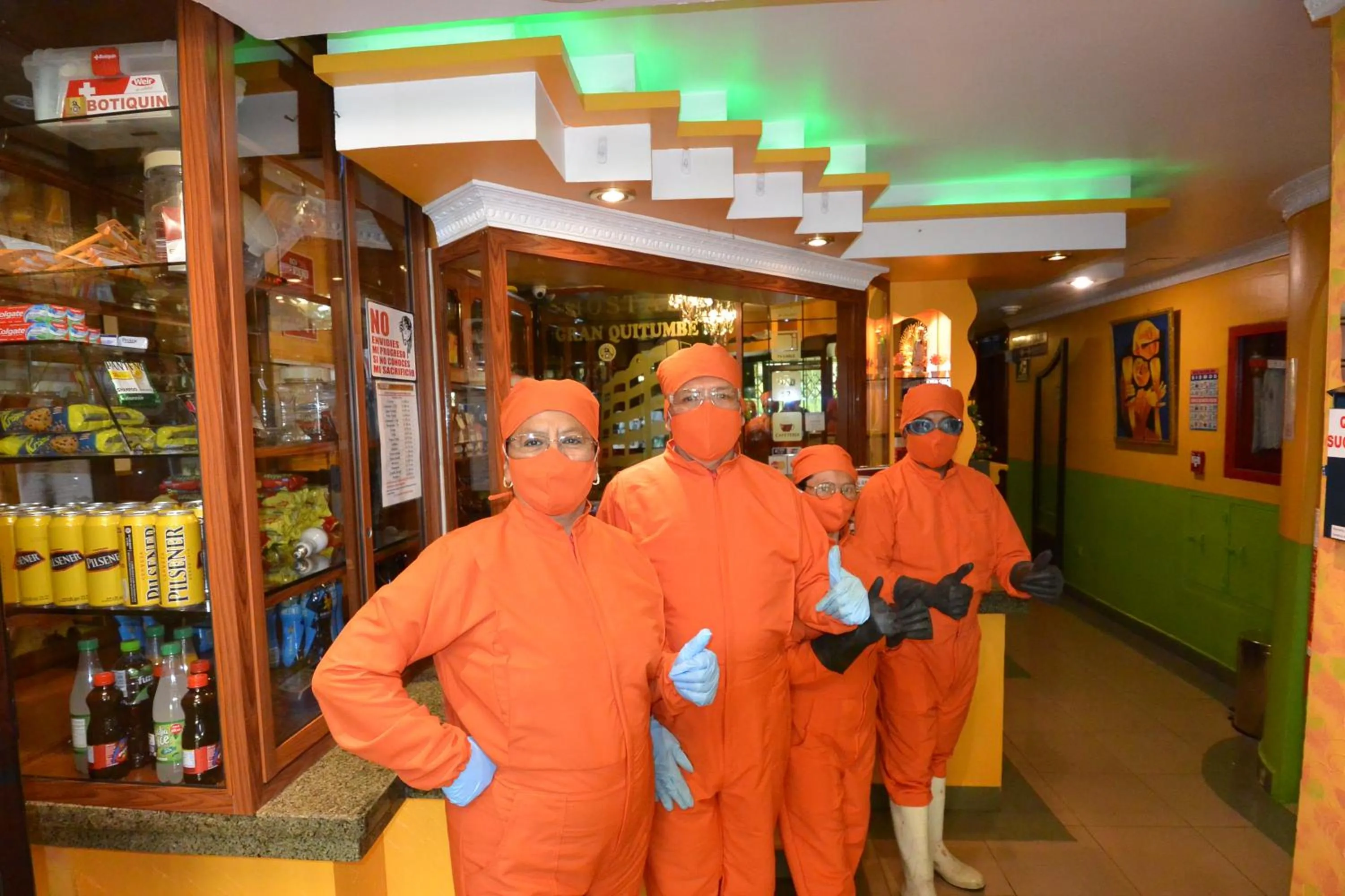 Staff in Hotel Gran Quitumbe