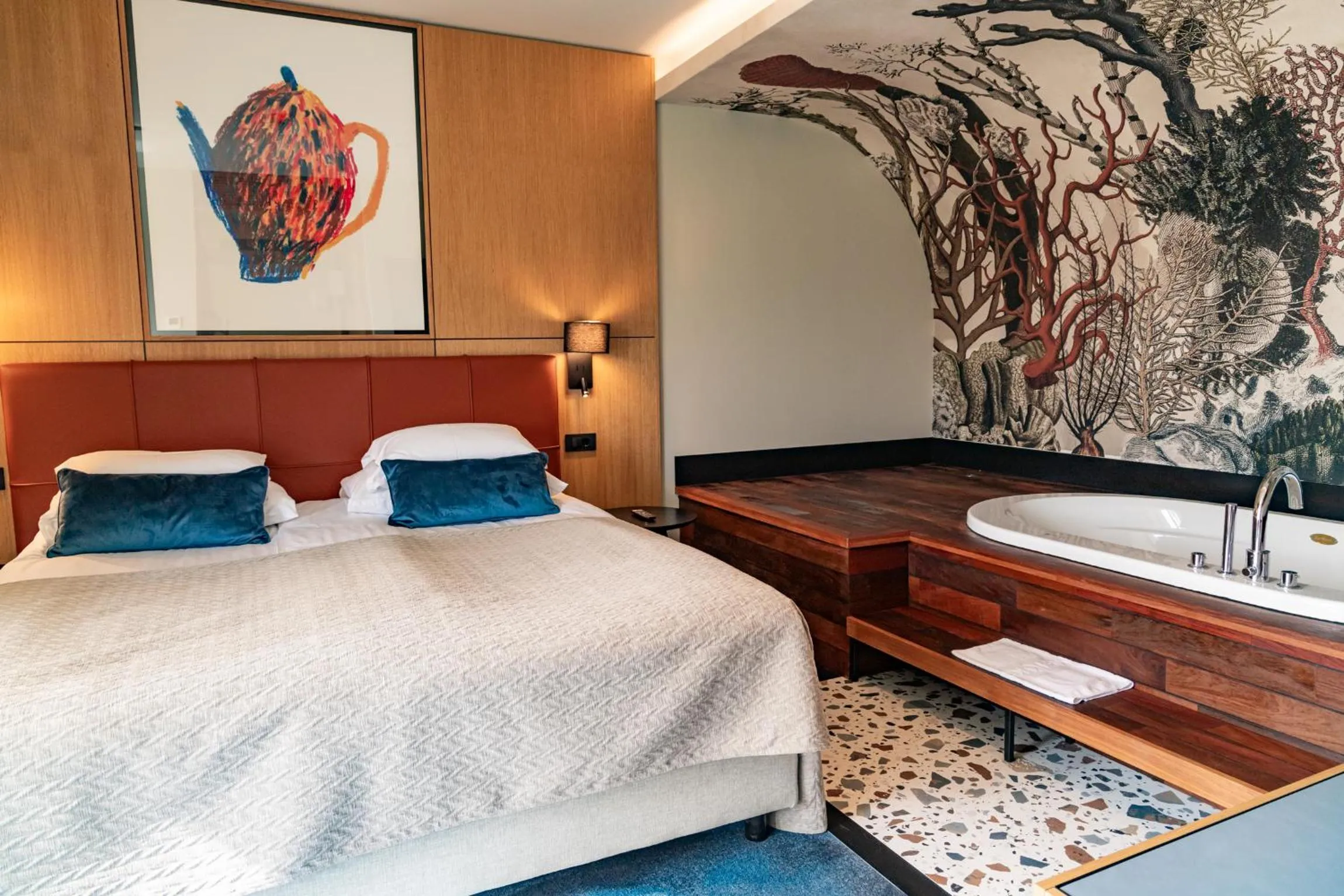 Hot Tub, Bed in Hotel Svoboda - Terme Krka