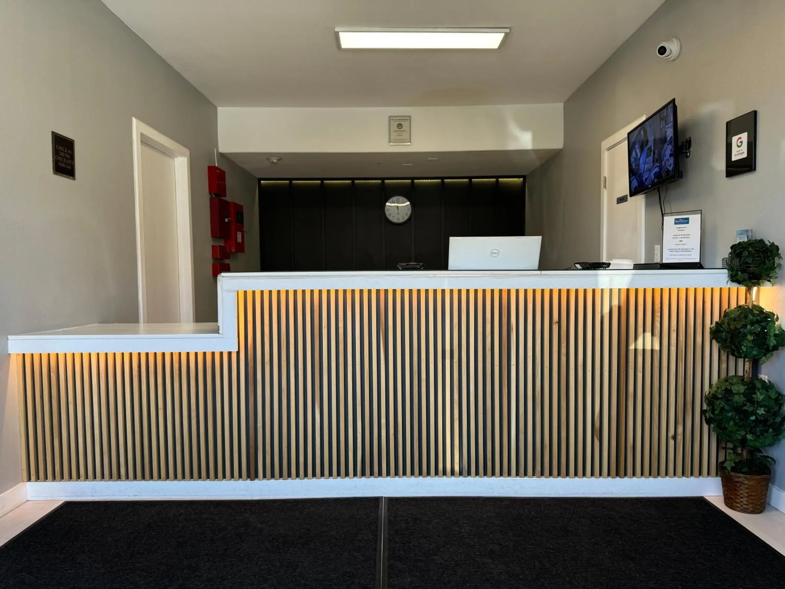 Lobby or reception in Baymont by Wyndham Ridgecrest Lobby or reception in Baymont by Wyndham Ridgecrest