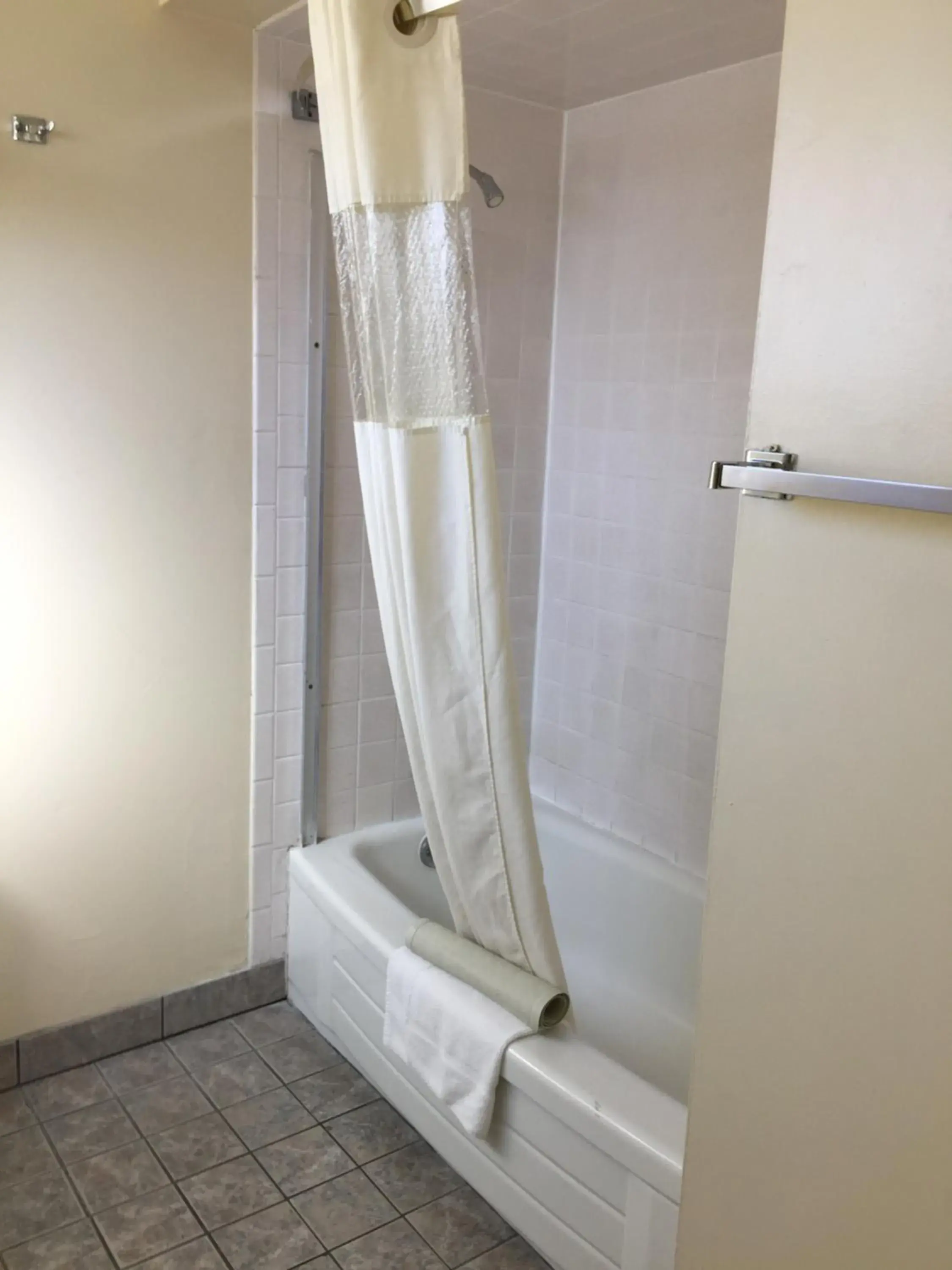 Bathroom in Tiki Lodge Bathroom in Tiki Lodge