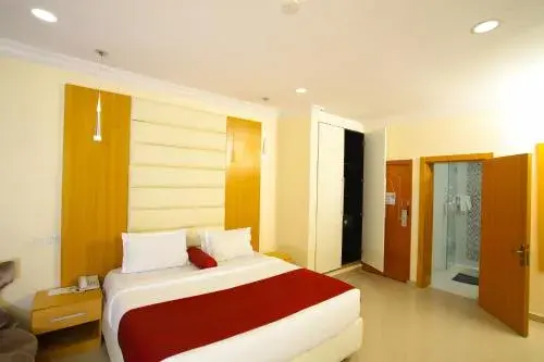 Executive Suite - single occupancy in Chateux De Atlantique Hotel Executive Suite - single occupancy in Chateux De Atlantique Hotel