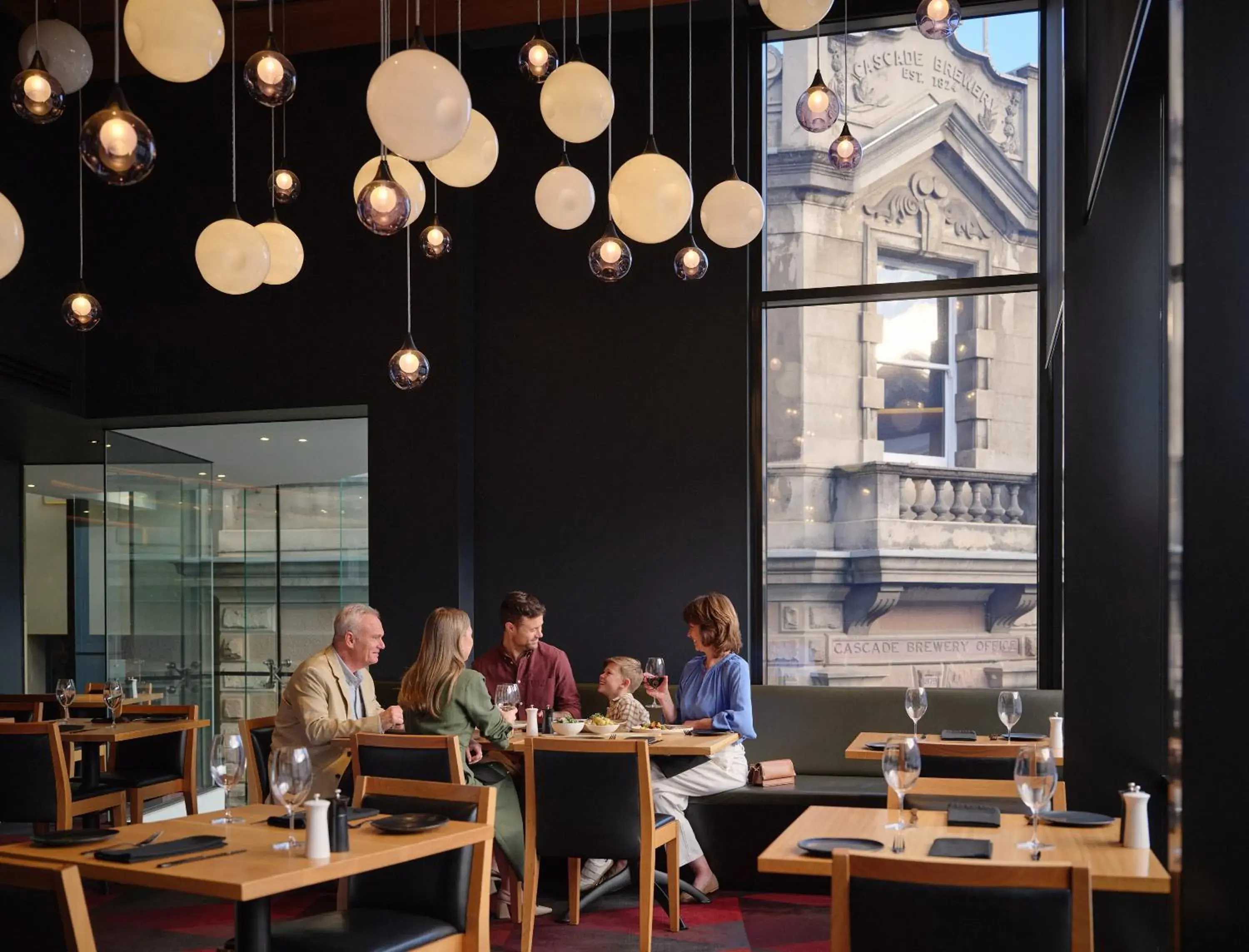 Restaurant/places to eat in RACV Hobart Hotel Restaurant/places to eat in RACV Hobart Hotel