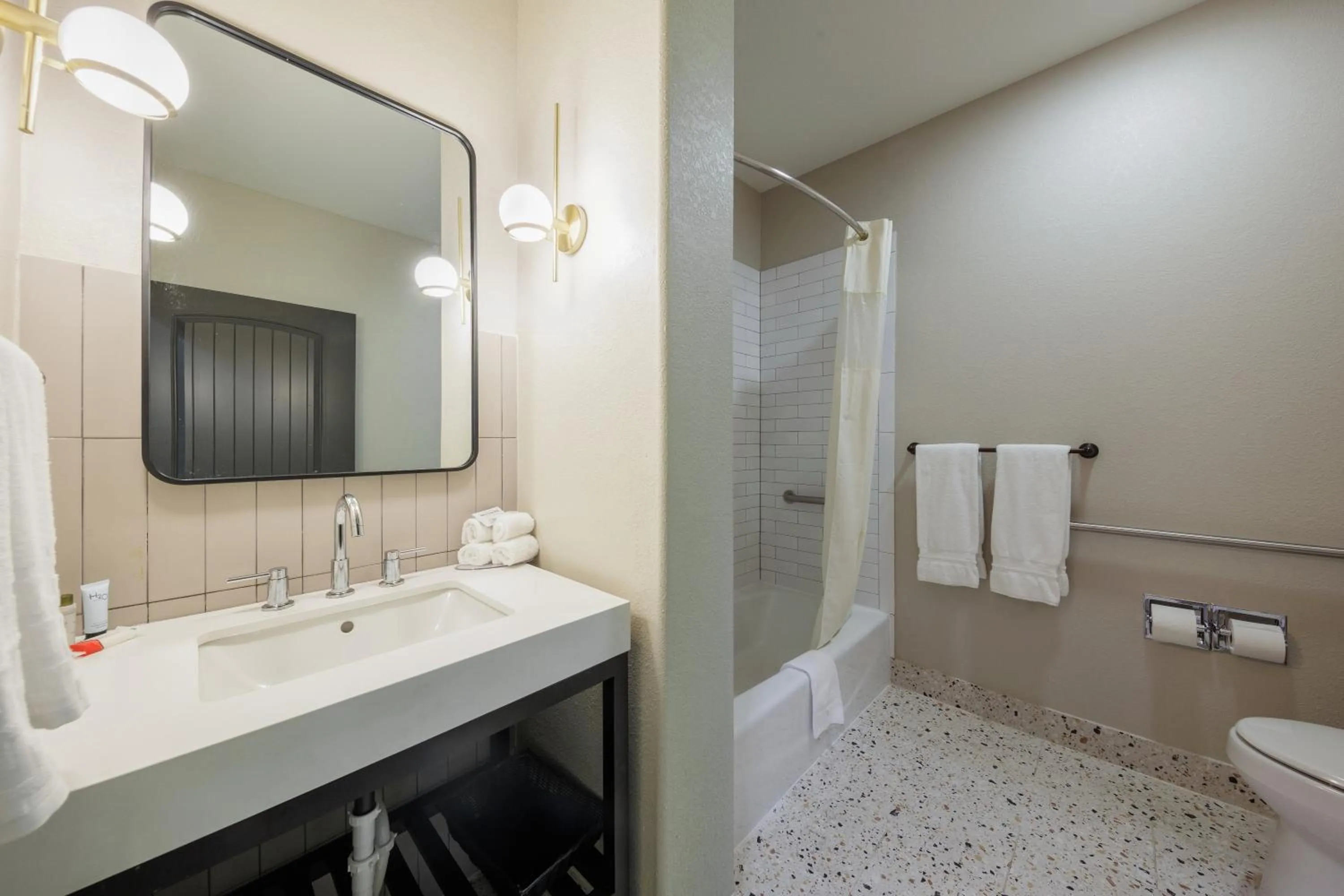 Bathroom in Blanco River Hotel