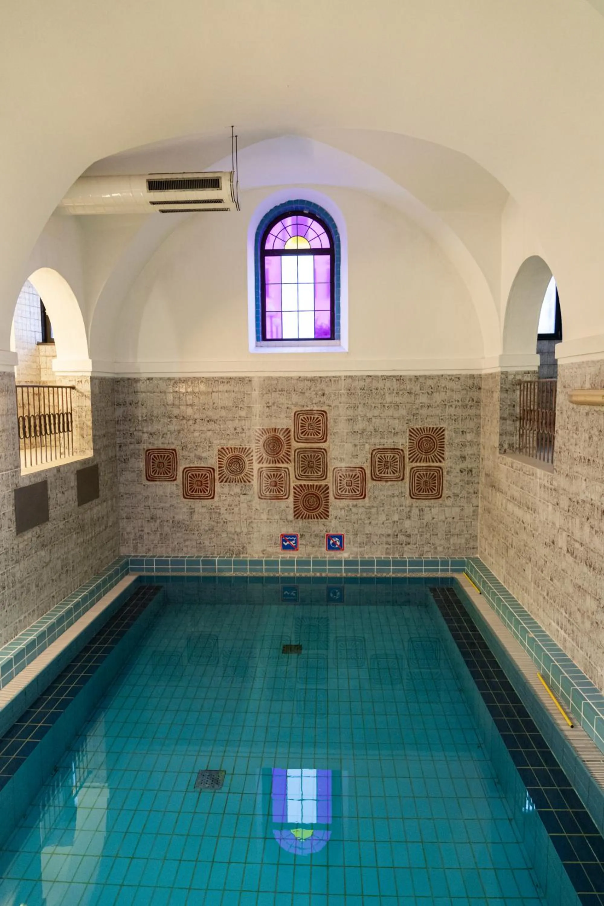 Swimming pool in Hotel Kristal - Terme Krka