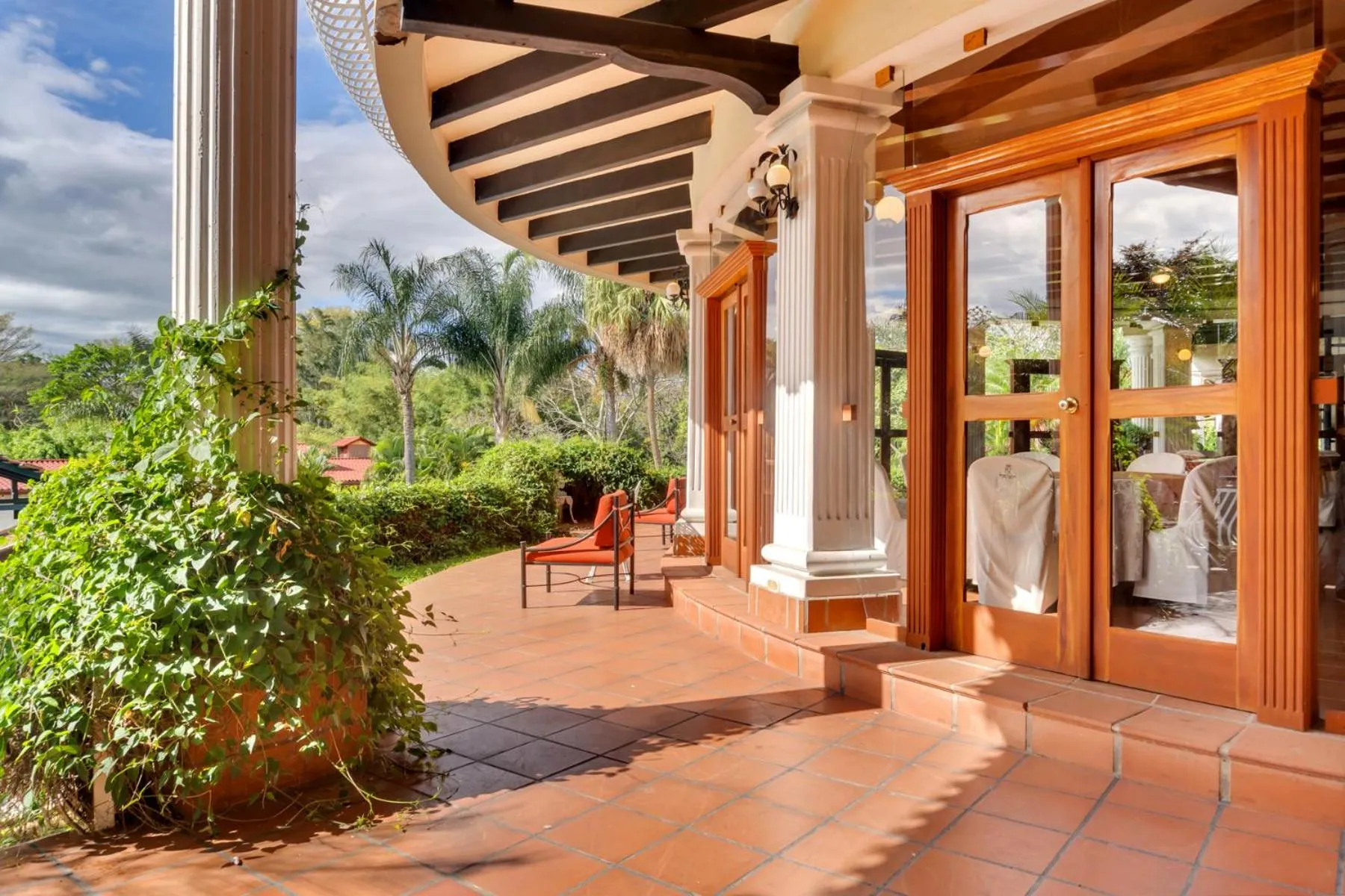 Property building in Hotel Martino Spa and Resort