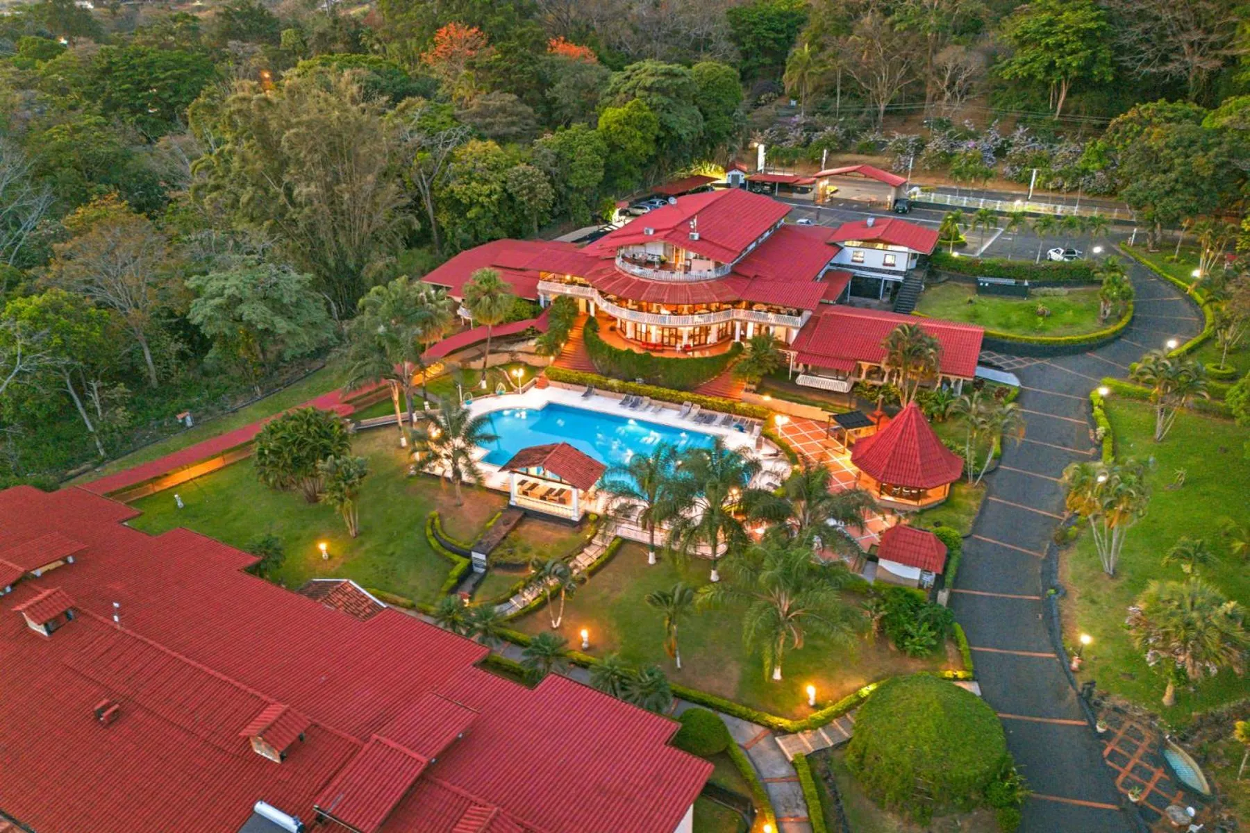 Property building in Hotel Martino Spa and Resort