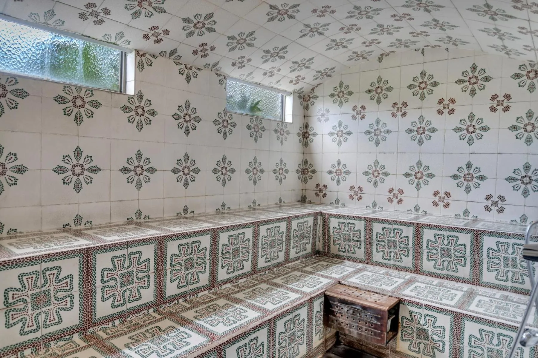 Steam room in Hotel Martino Spa and Resort