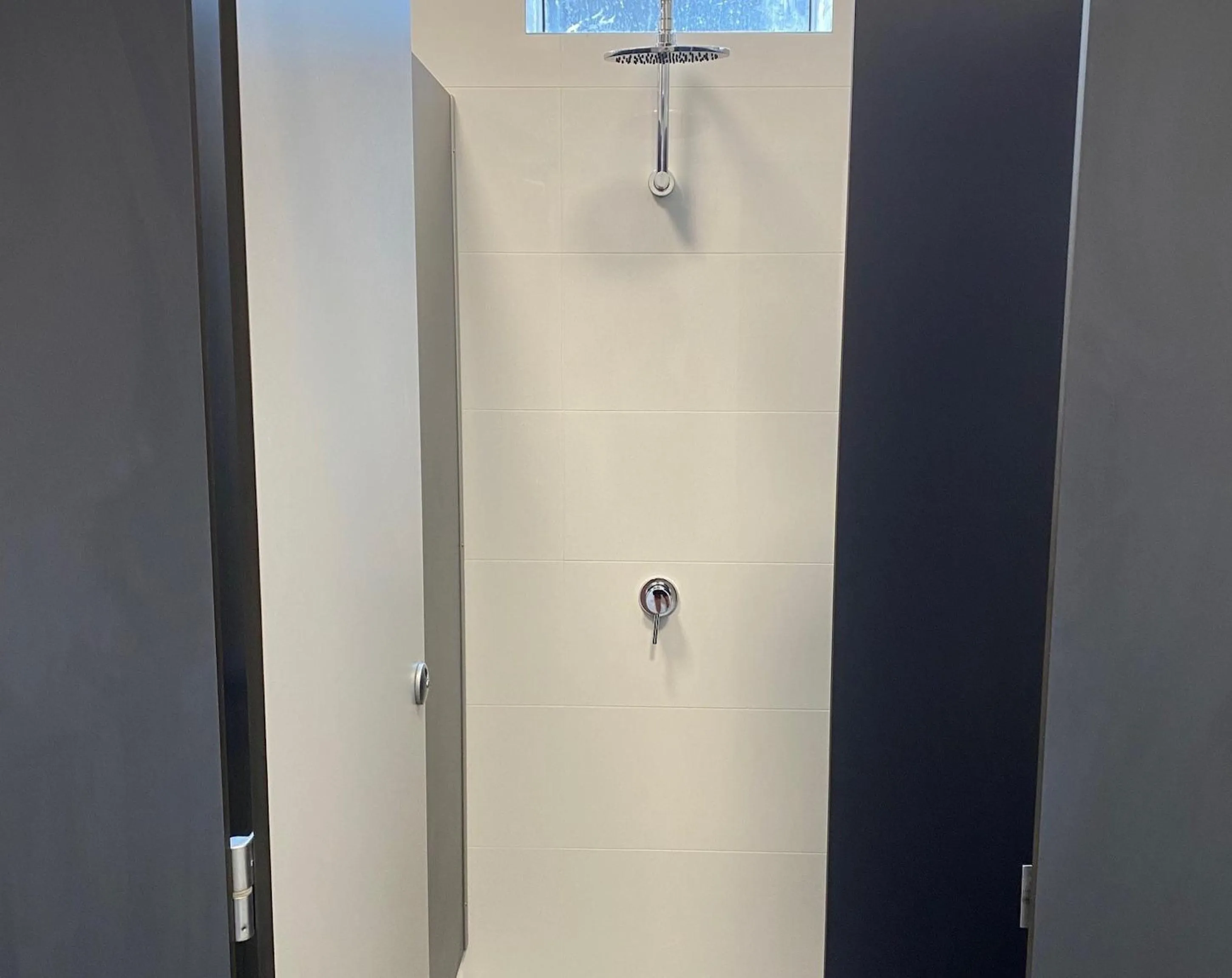 Shower in Coolangatta Sands Hotel