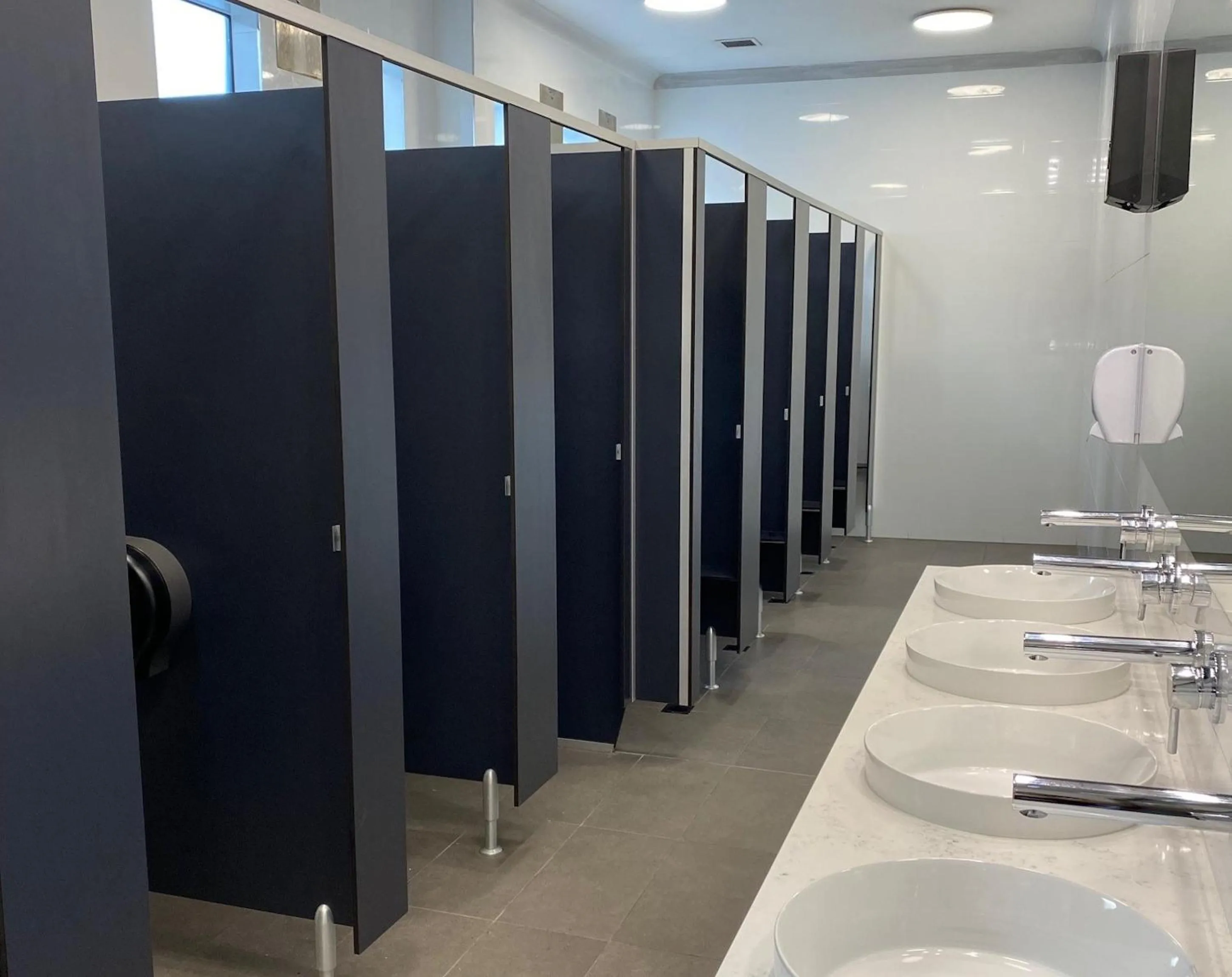 Bathroom in Coolangatta Sands Hotel
