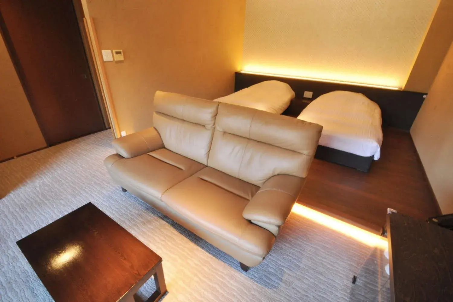 Bed in Aura Tachibana Bed in Aura Tachibana