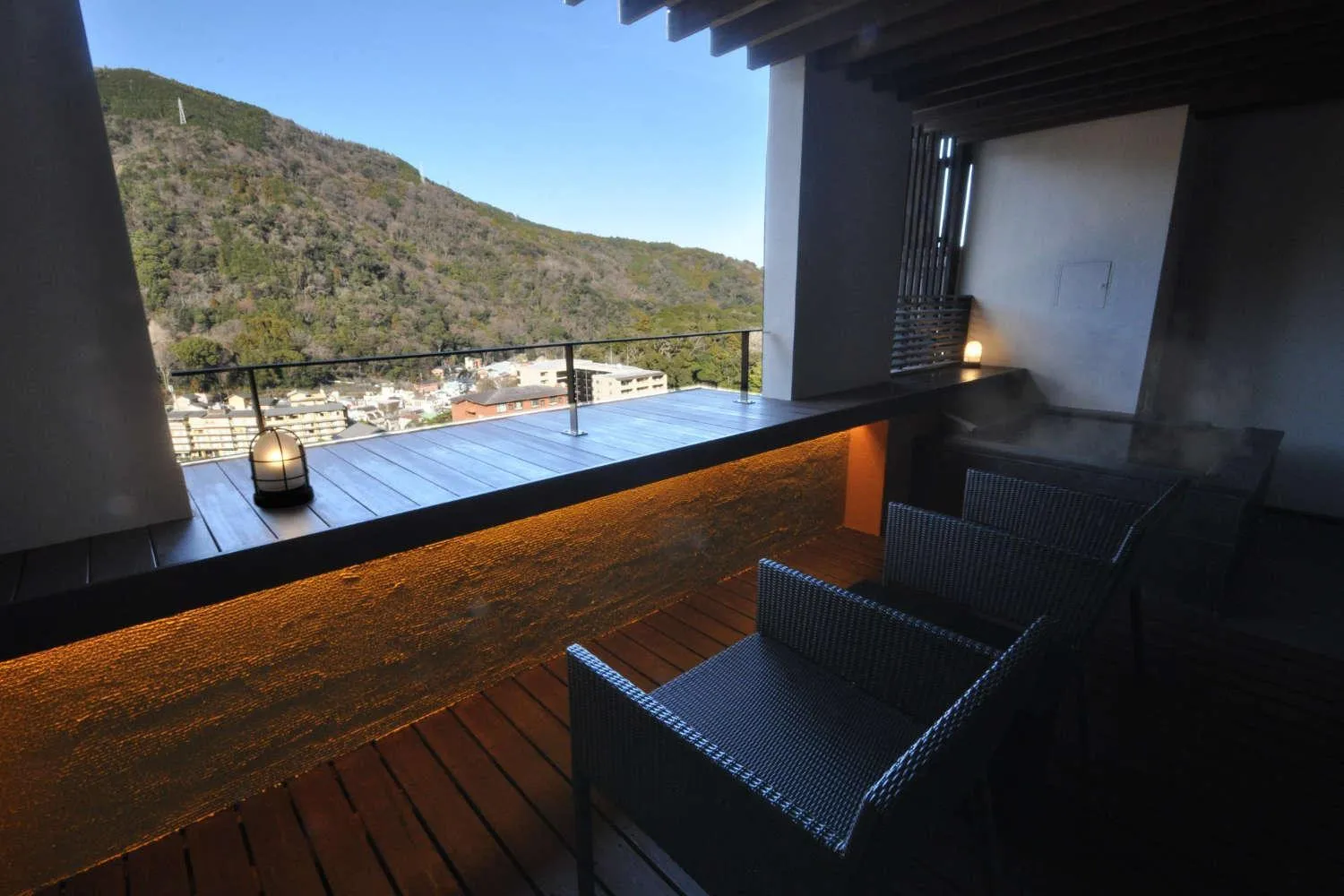 Natural landscape in Aura Tachibana