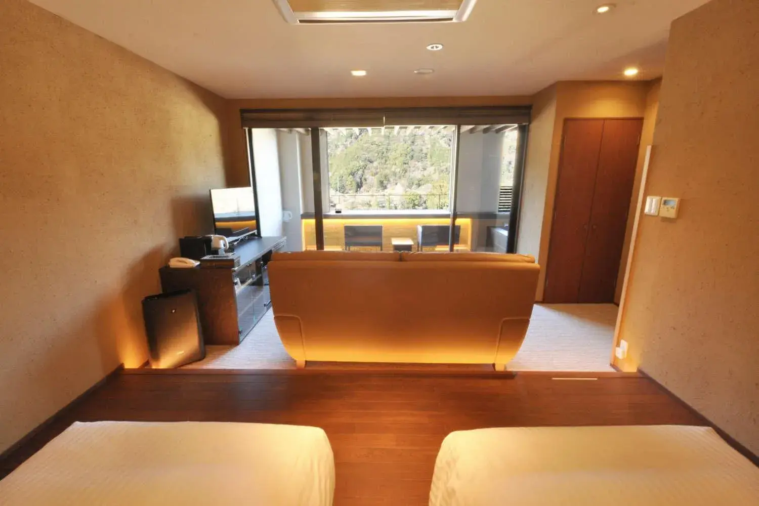 Bed in Aura Tachibana Bed in Aura Tachibana