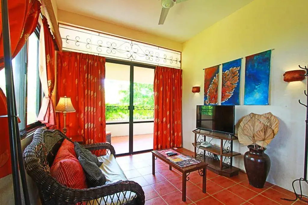 Living room in Florentina Homes Living room in Florentina Homes