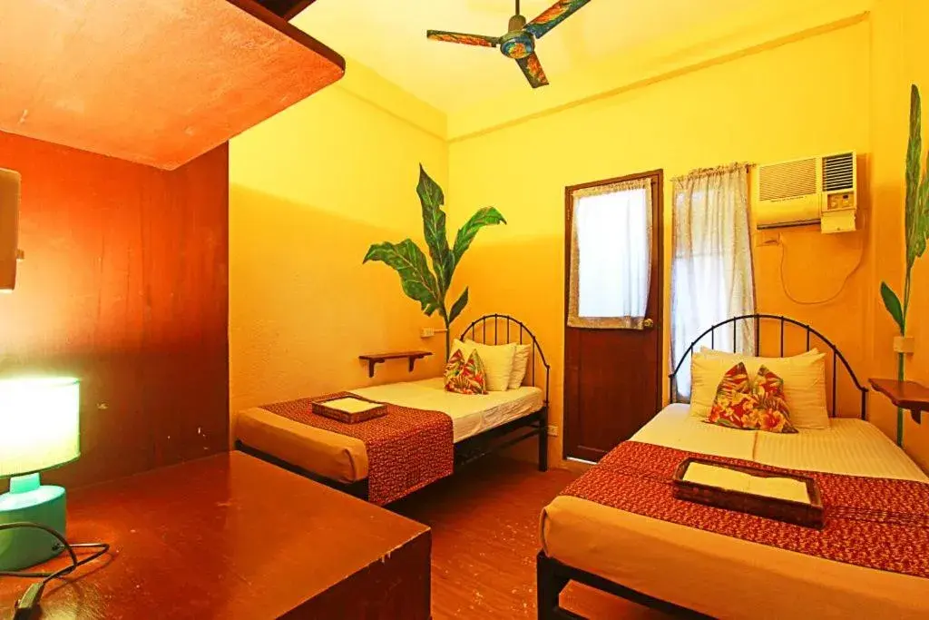 Bed in Florentina Homes Bed in Florentina Homes