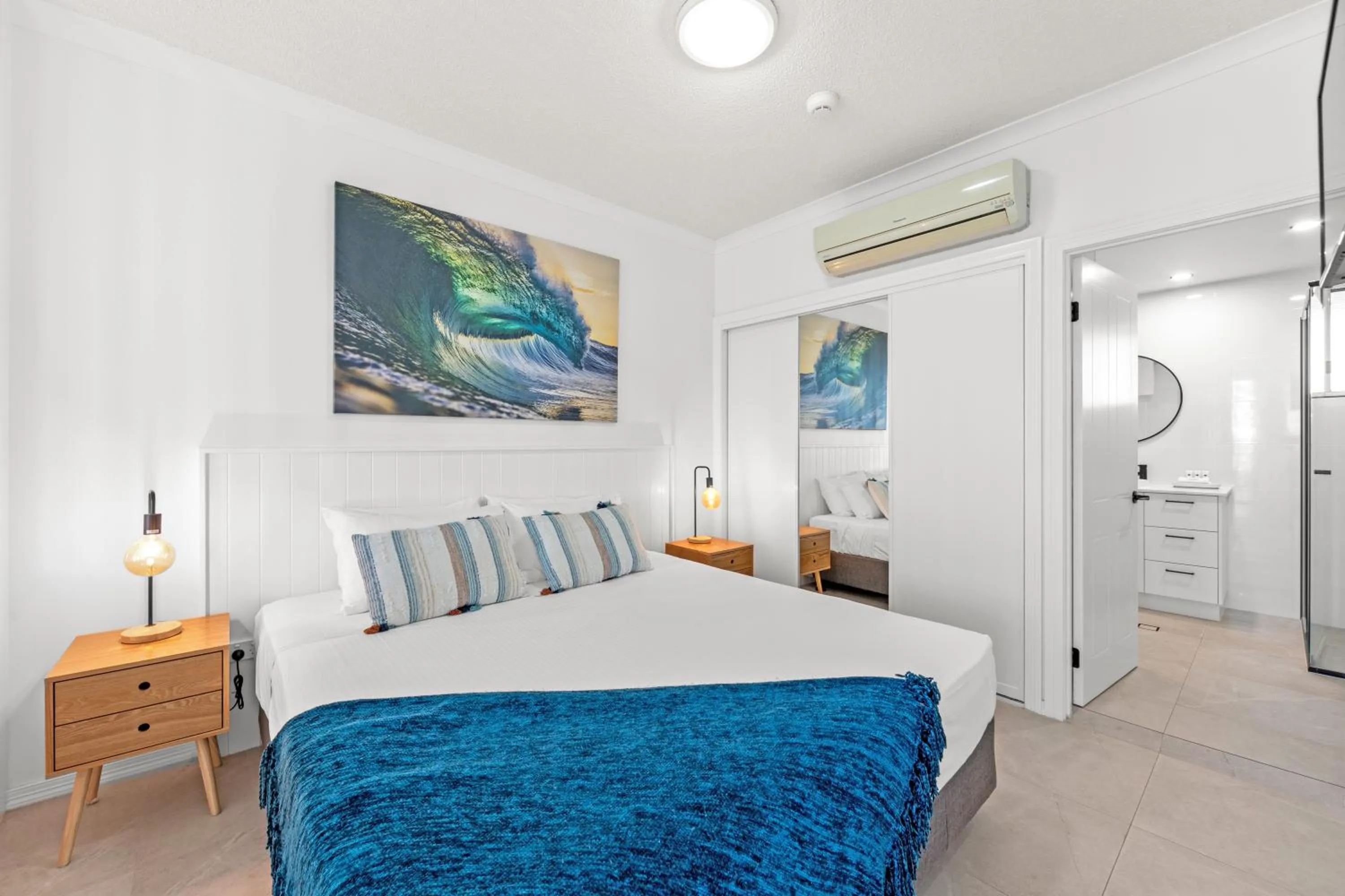 Bedroom, Bed in Aquarius Resort