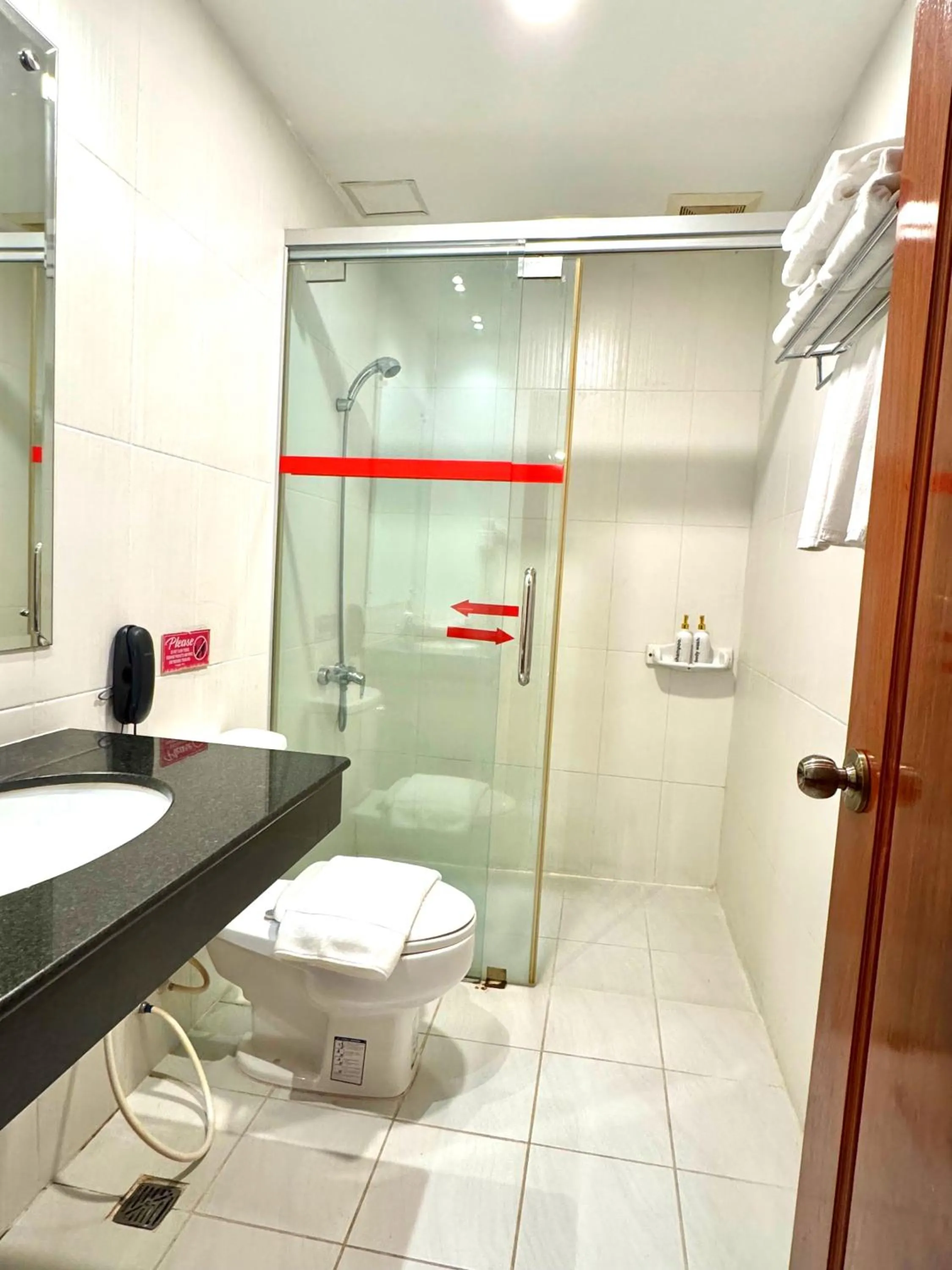 Bathroom in Hotel Sor