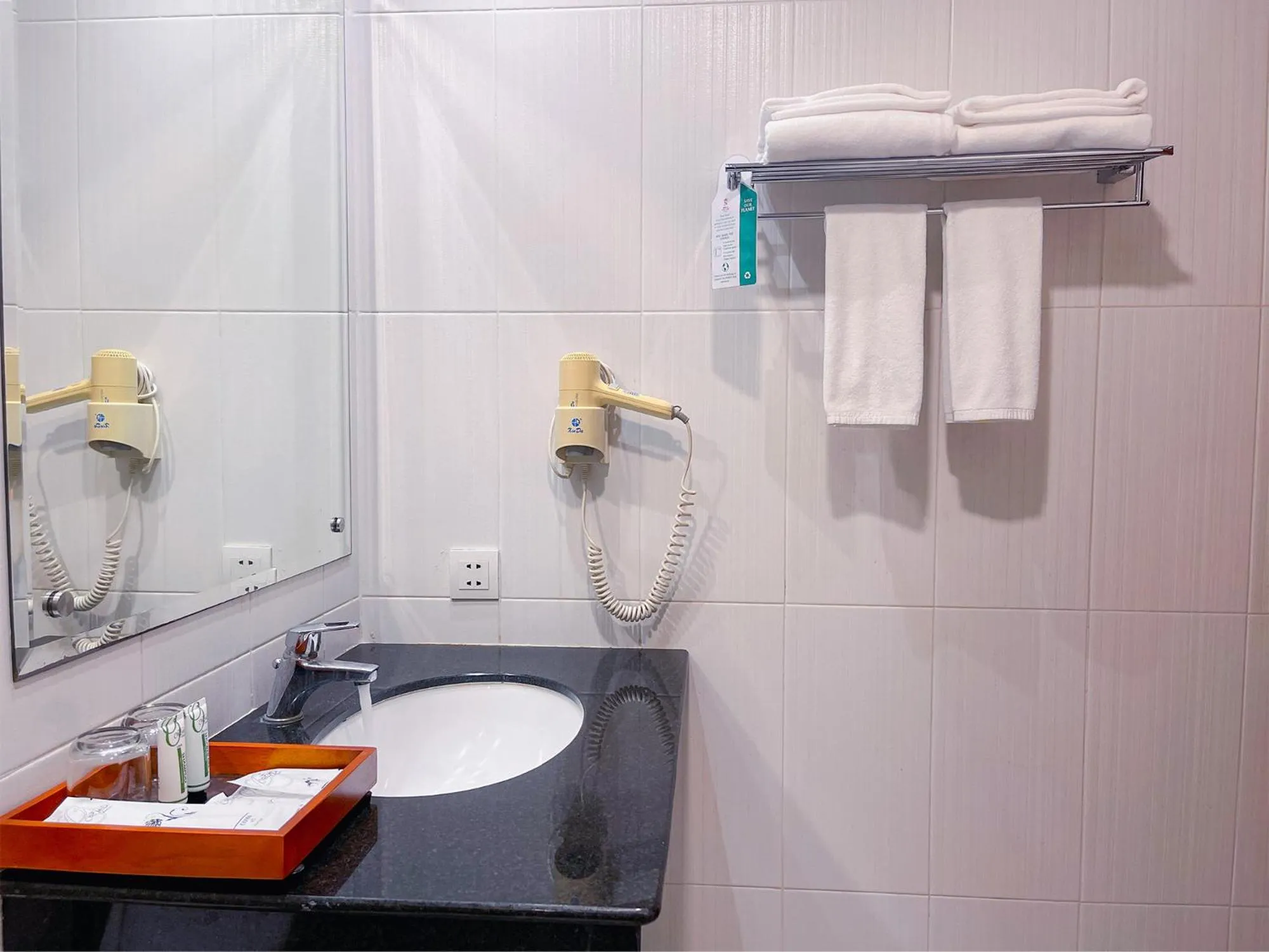 Bathroom in Hotel Sor